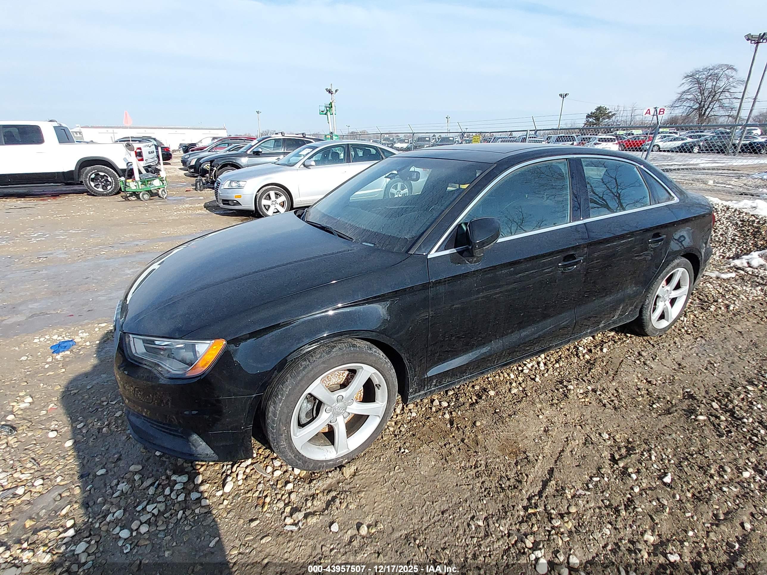 AUDI A3 image 2