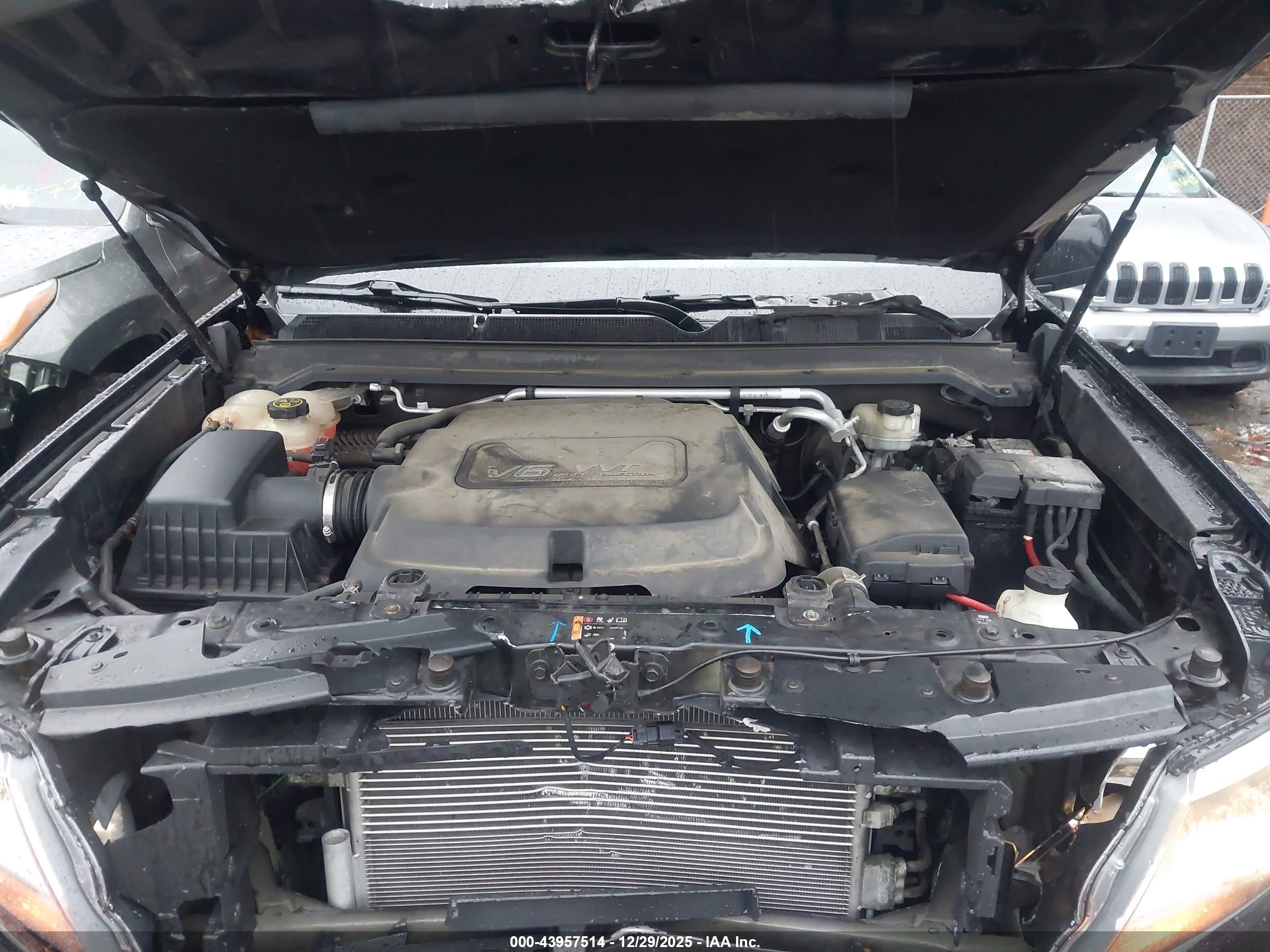 CHEVROLET COLORADO image 10