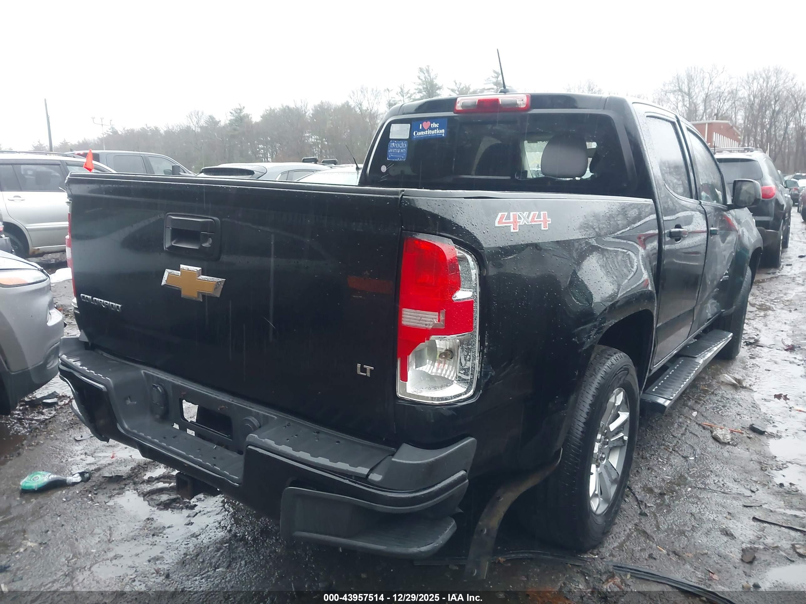 CHEVROLET COLORADO image 4
