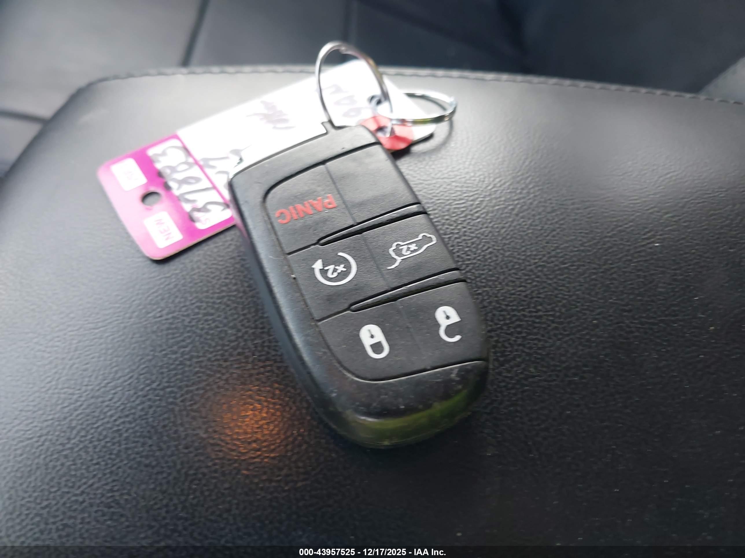 JEEP GRAND image 11