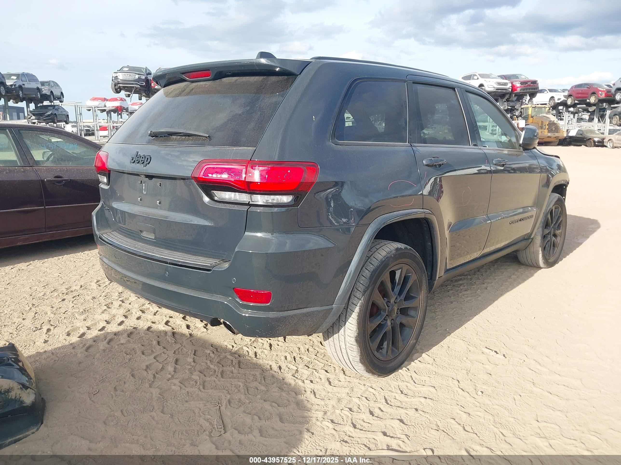 JEEP GRAND image 4