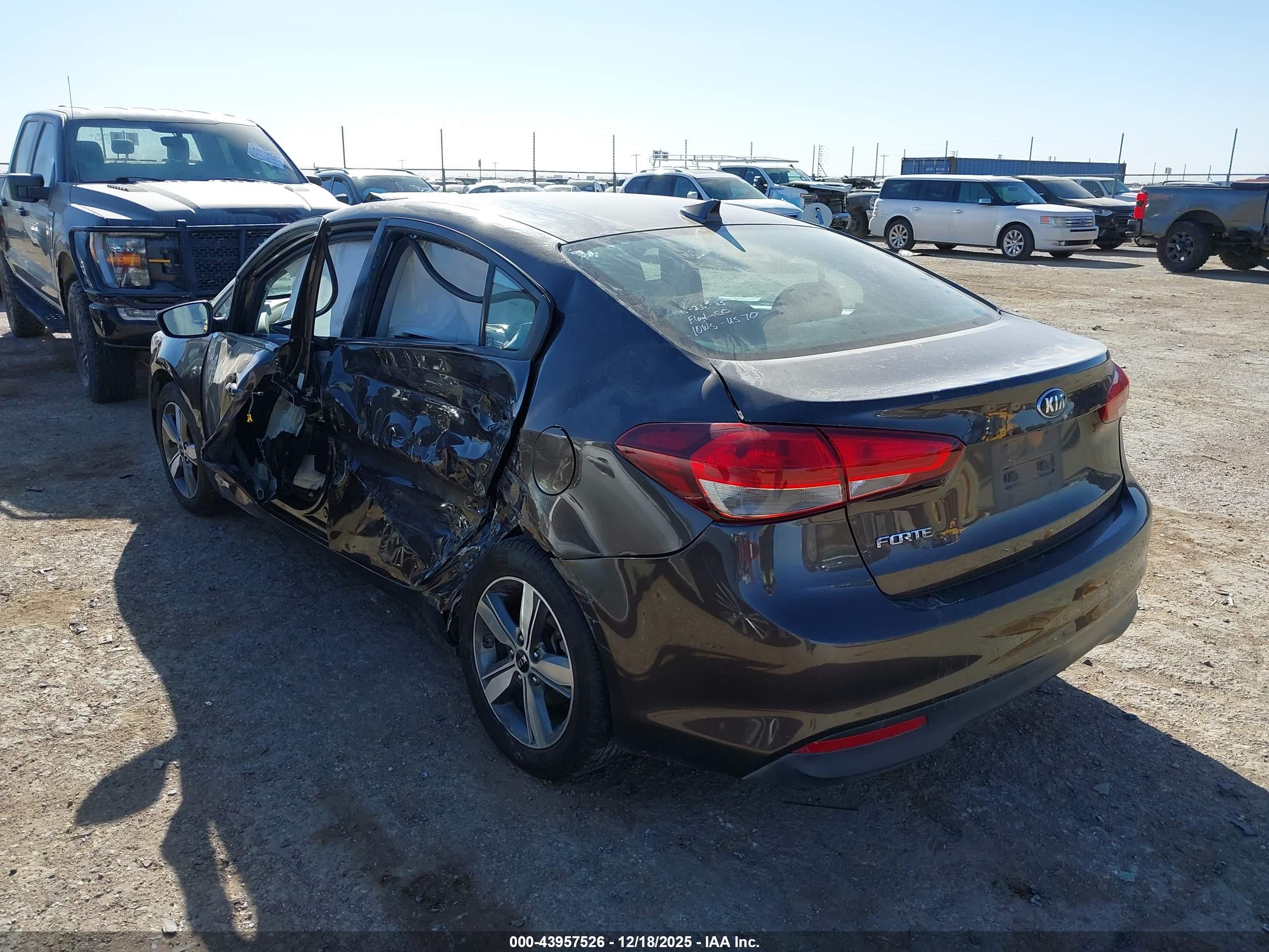 KIA FORTE image 3