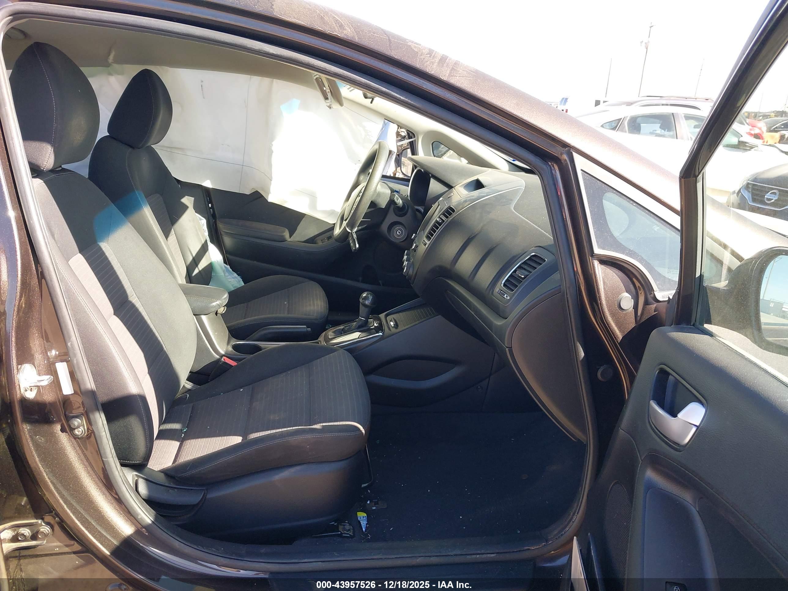 KIA FORTE image 5
