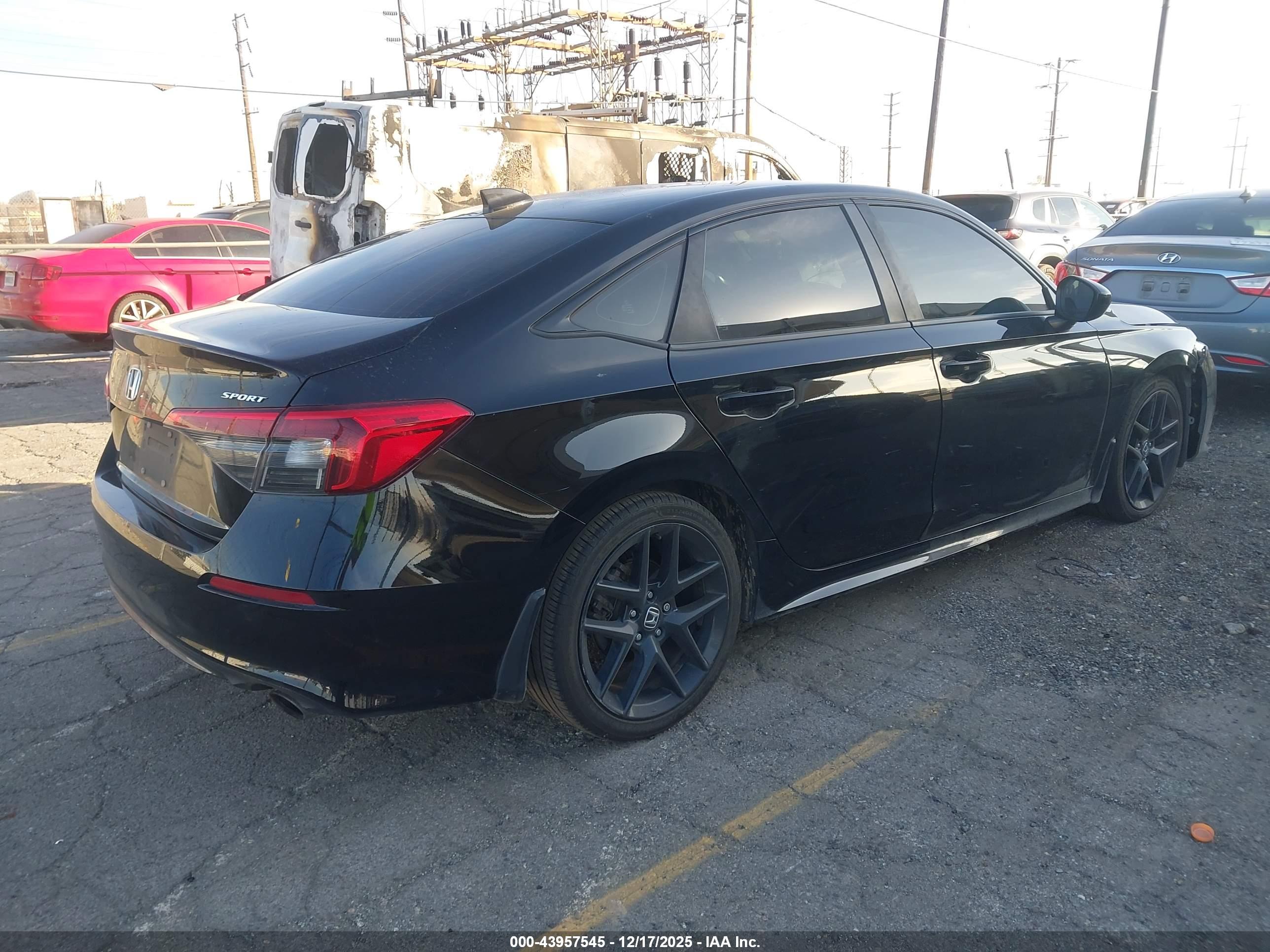 HONDA CIVIC image 4