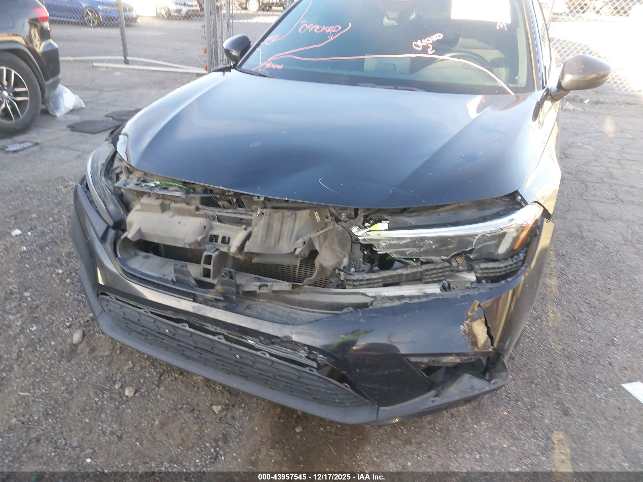 HONDA CIVIC image 6