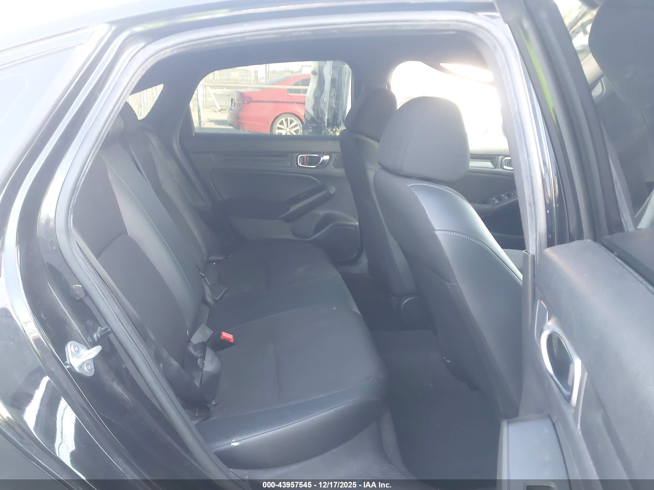 HONDA CIVIC image 8