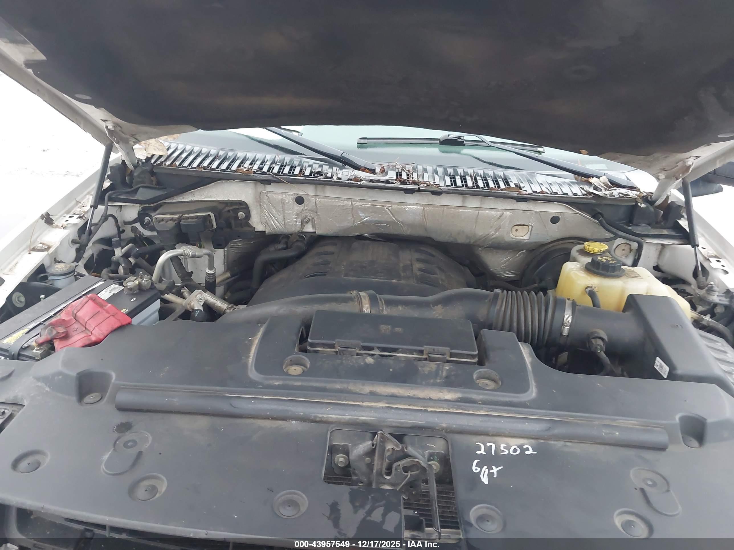 FORD EXPEDITION image 10