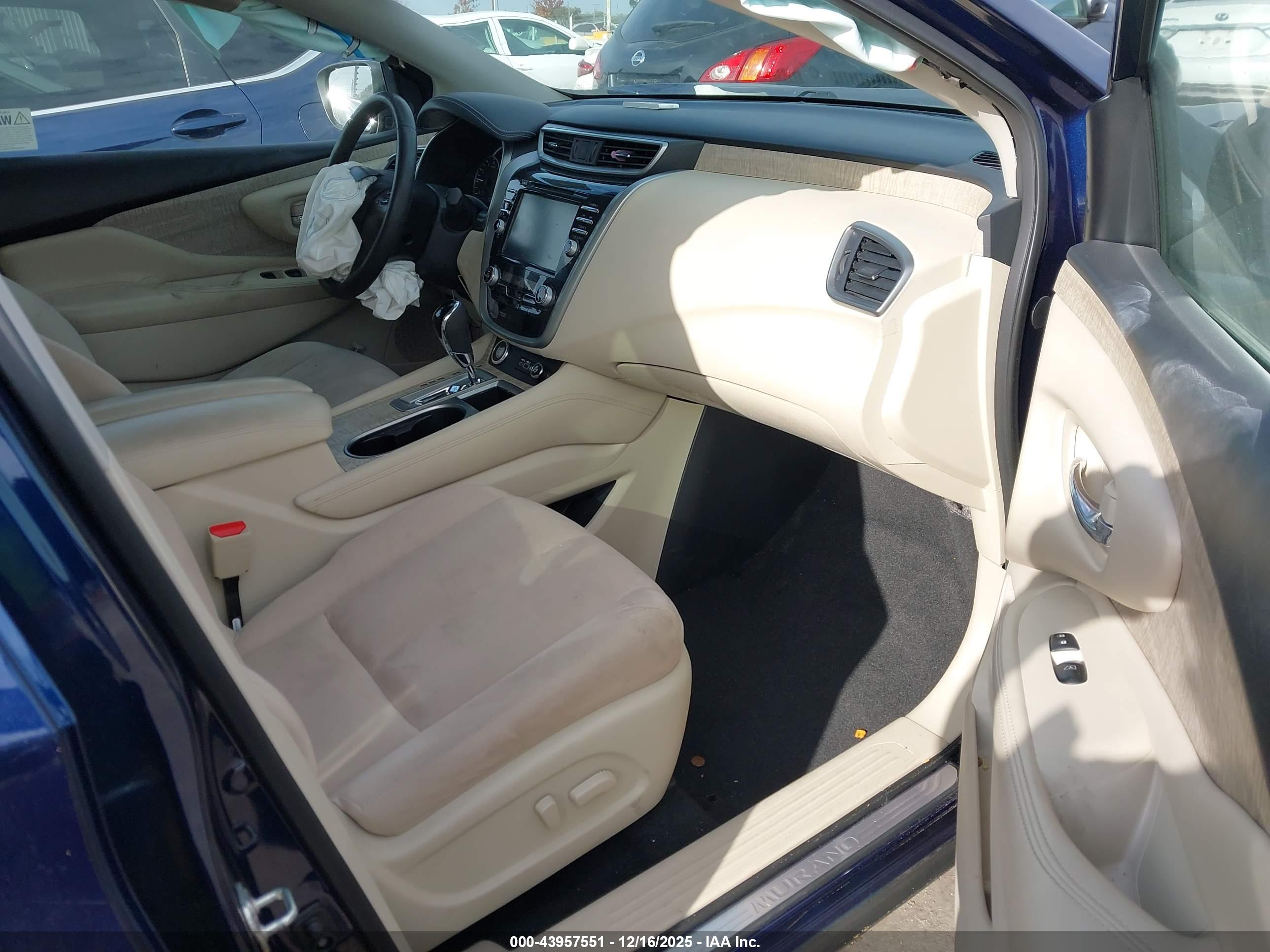 NISSAN MURANO image 5