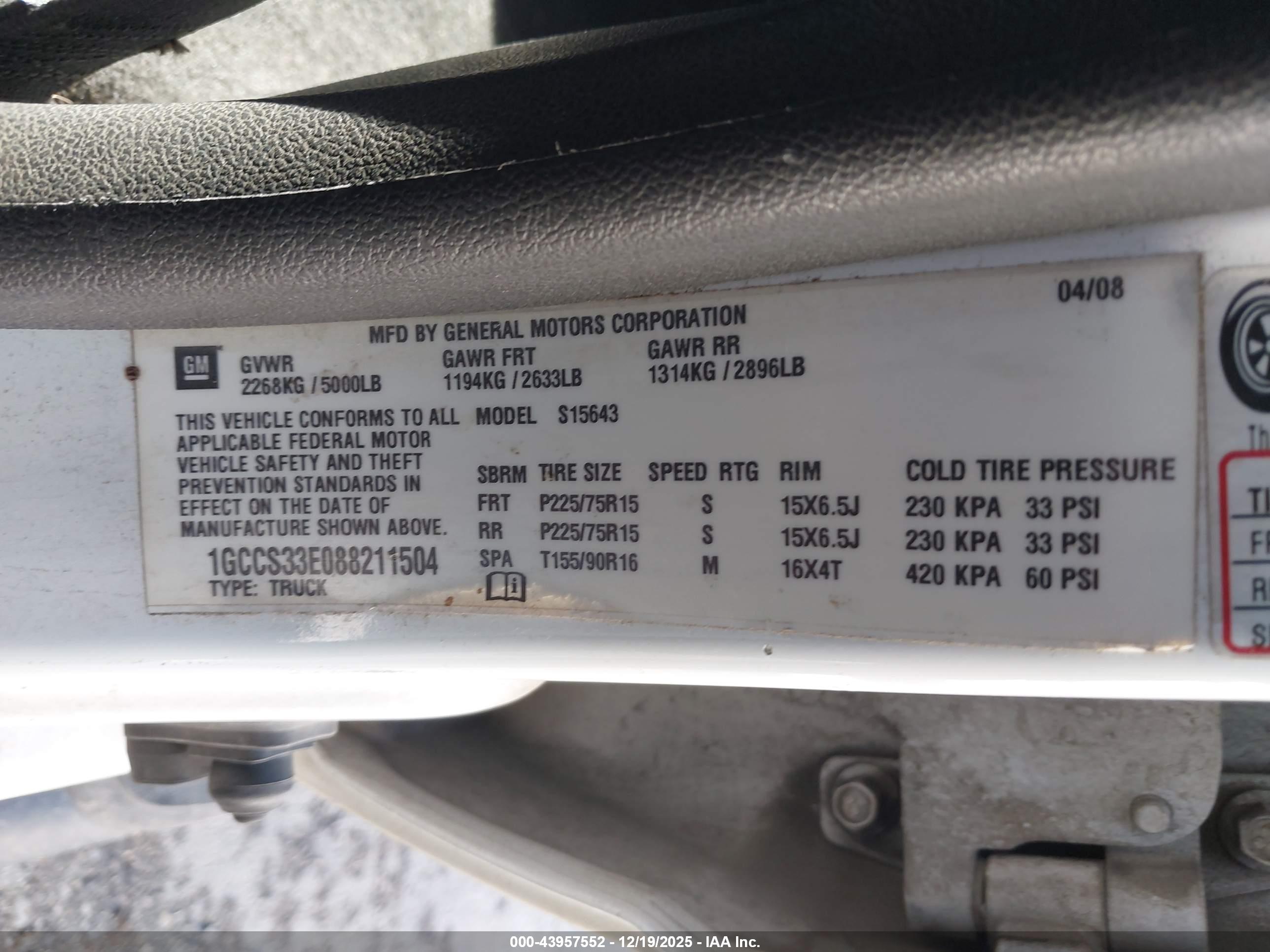 CHEVROLET COLORADO image 9