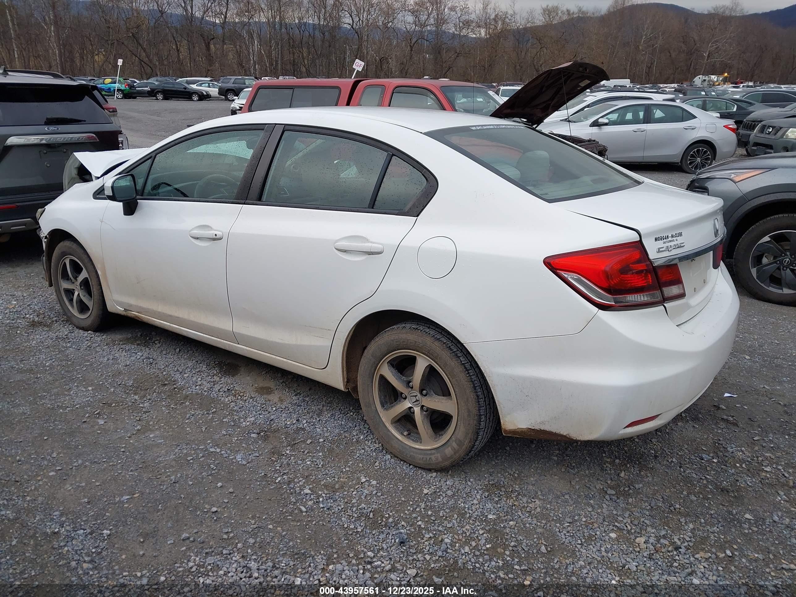 HONDA CIVIC image 3
