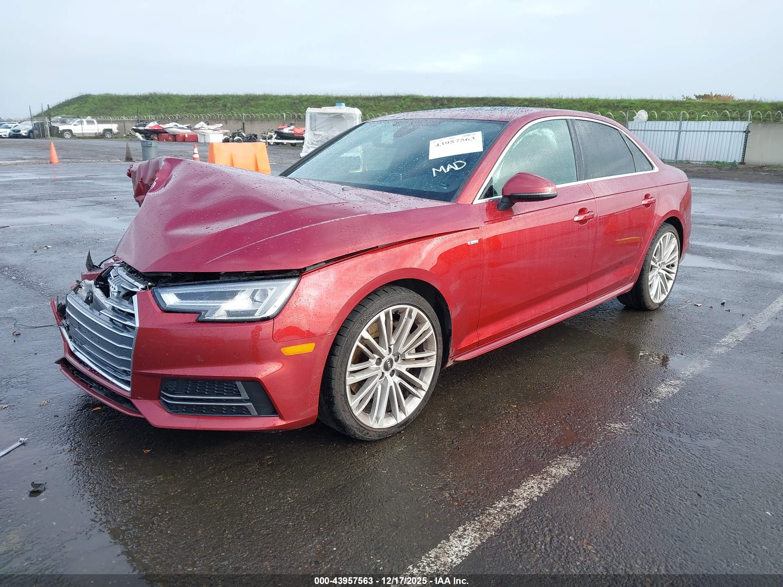 AUDI A4 image 2