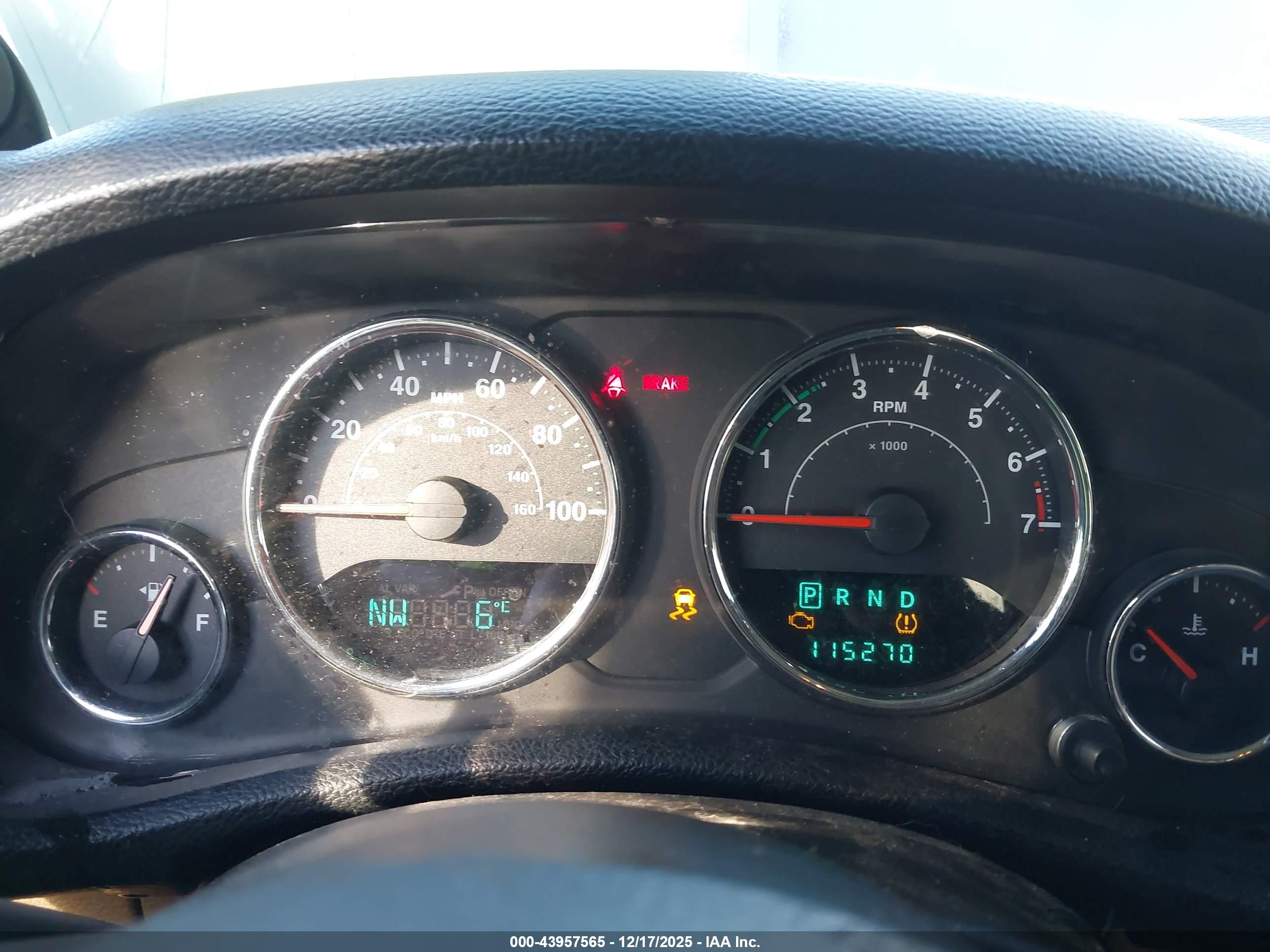 JEEP WRANGLER image 7