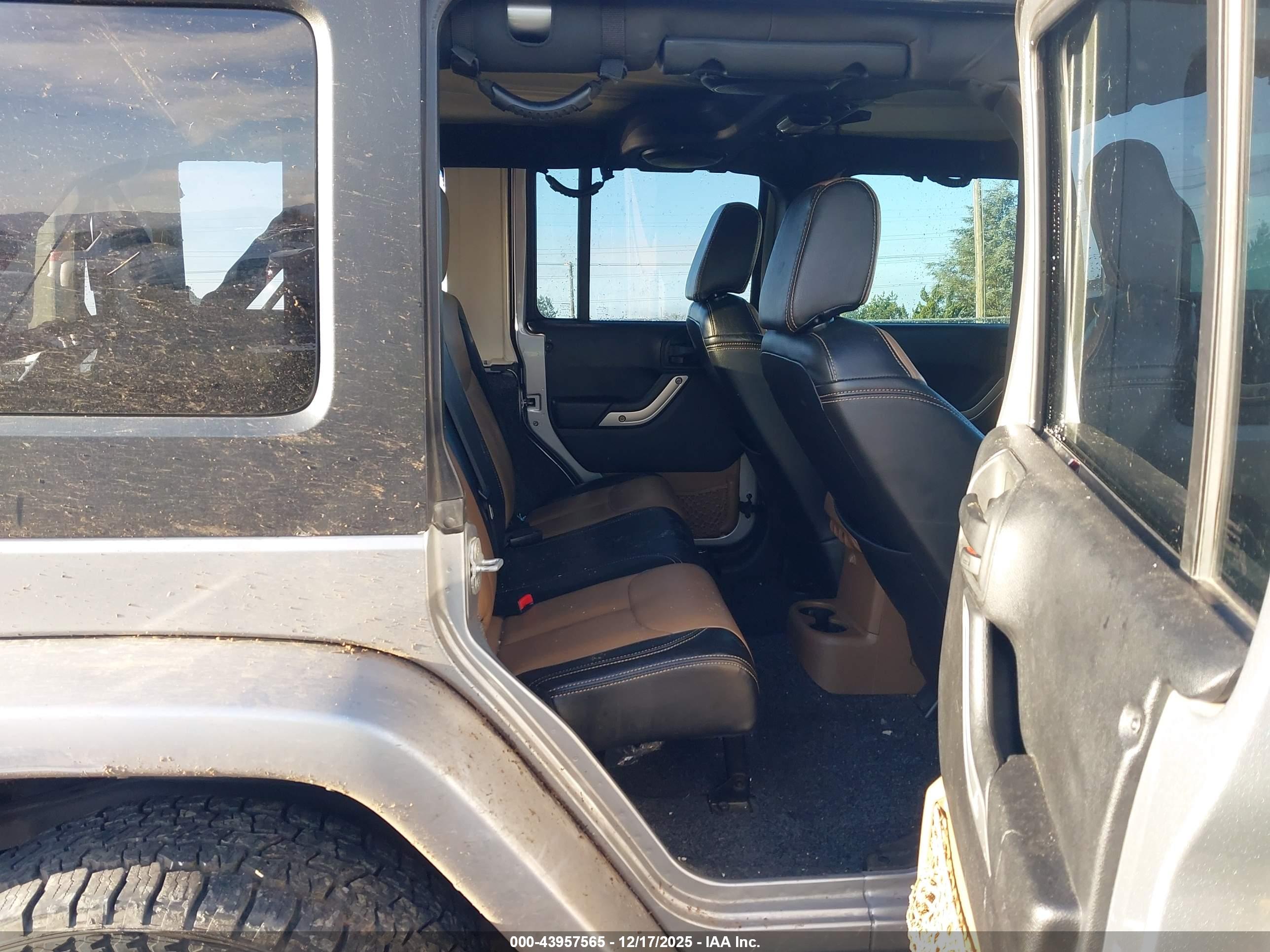 JEEP WRANGLER image 8