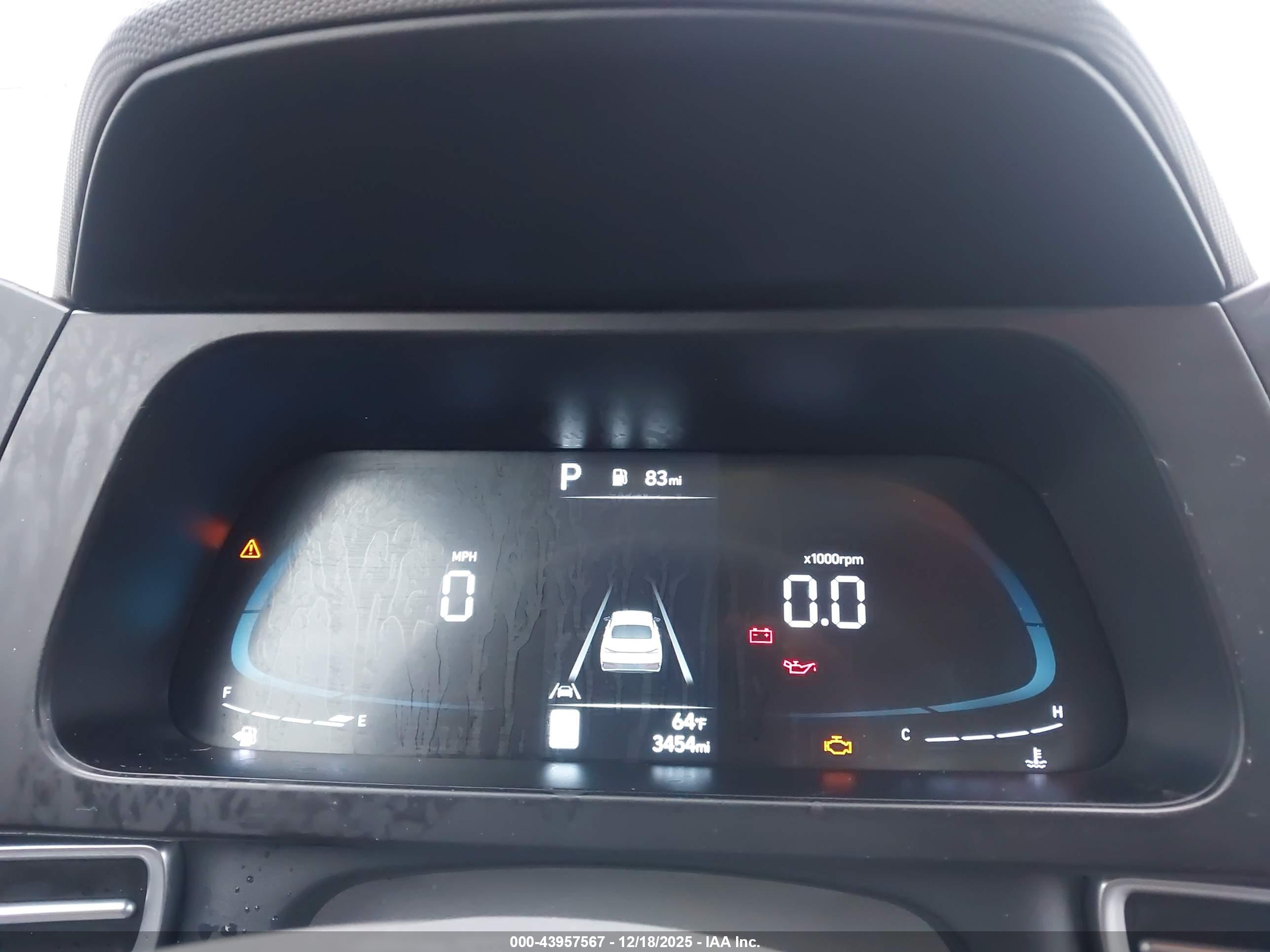 HYUNDAI ELANTRA image 7