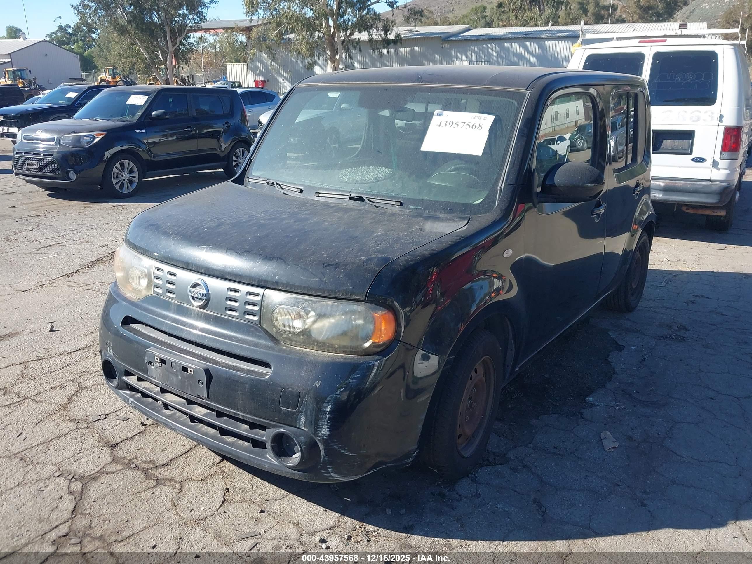 NISSAN CUBE image 2
