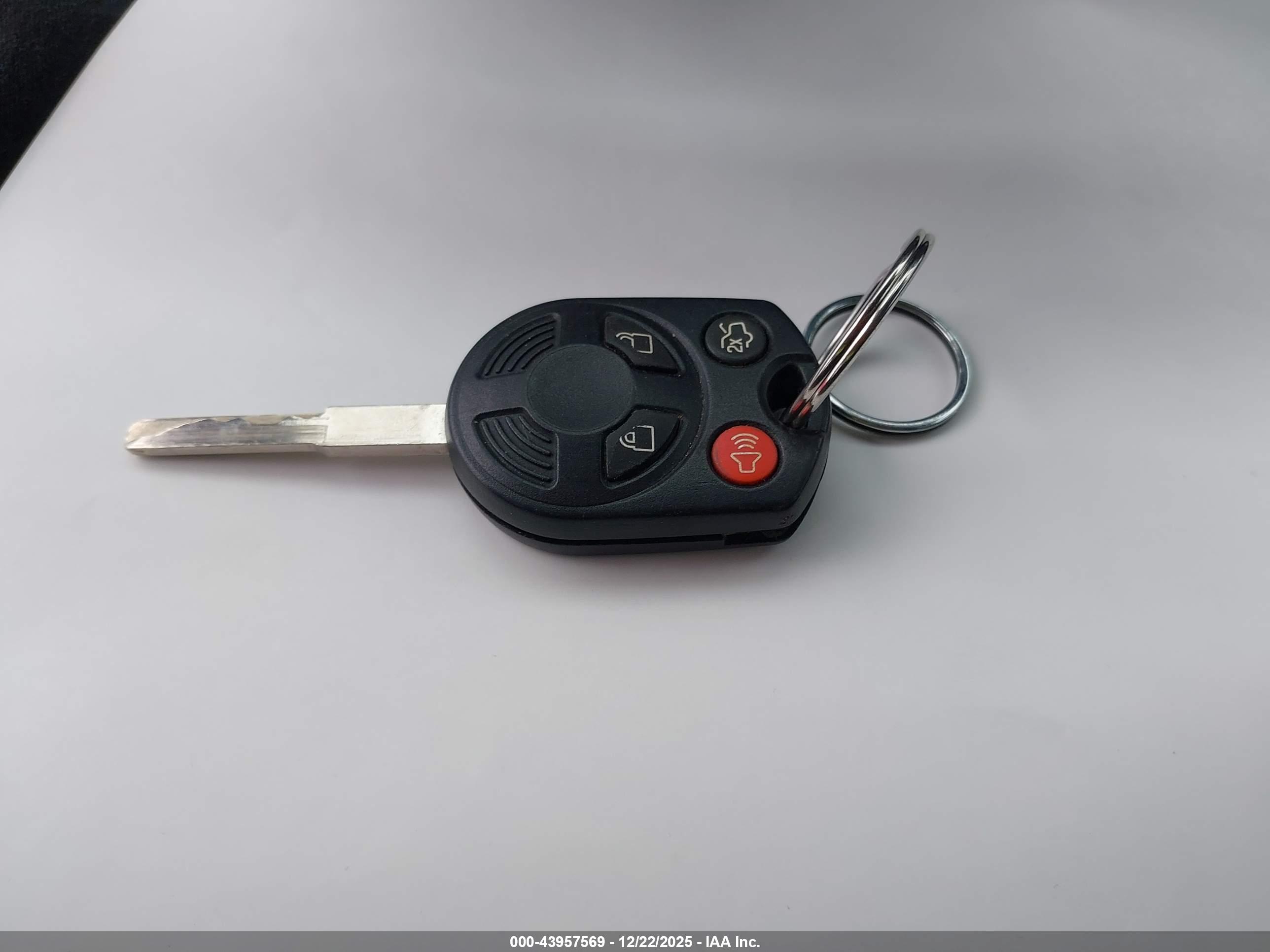 FORD ESCAPE image 11