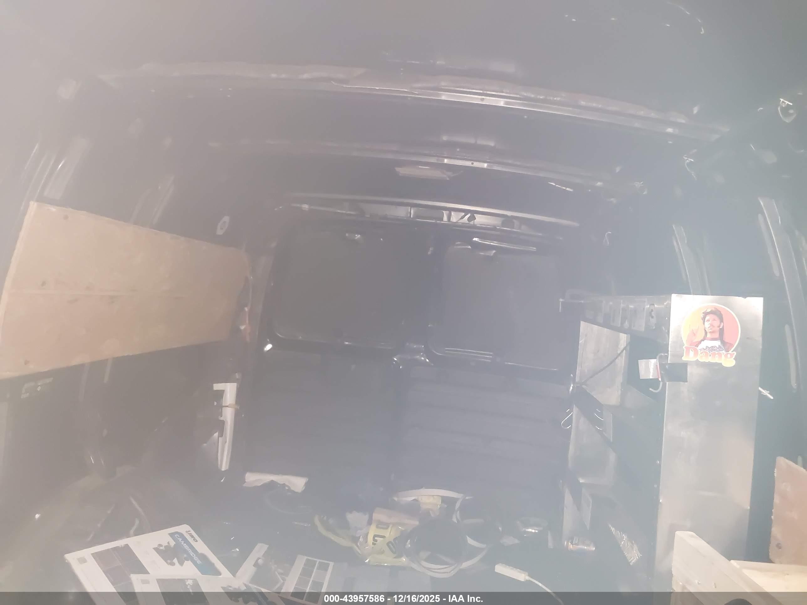 GMC SAVANA image 8