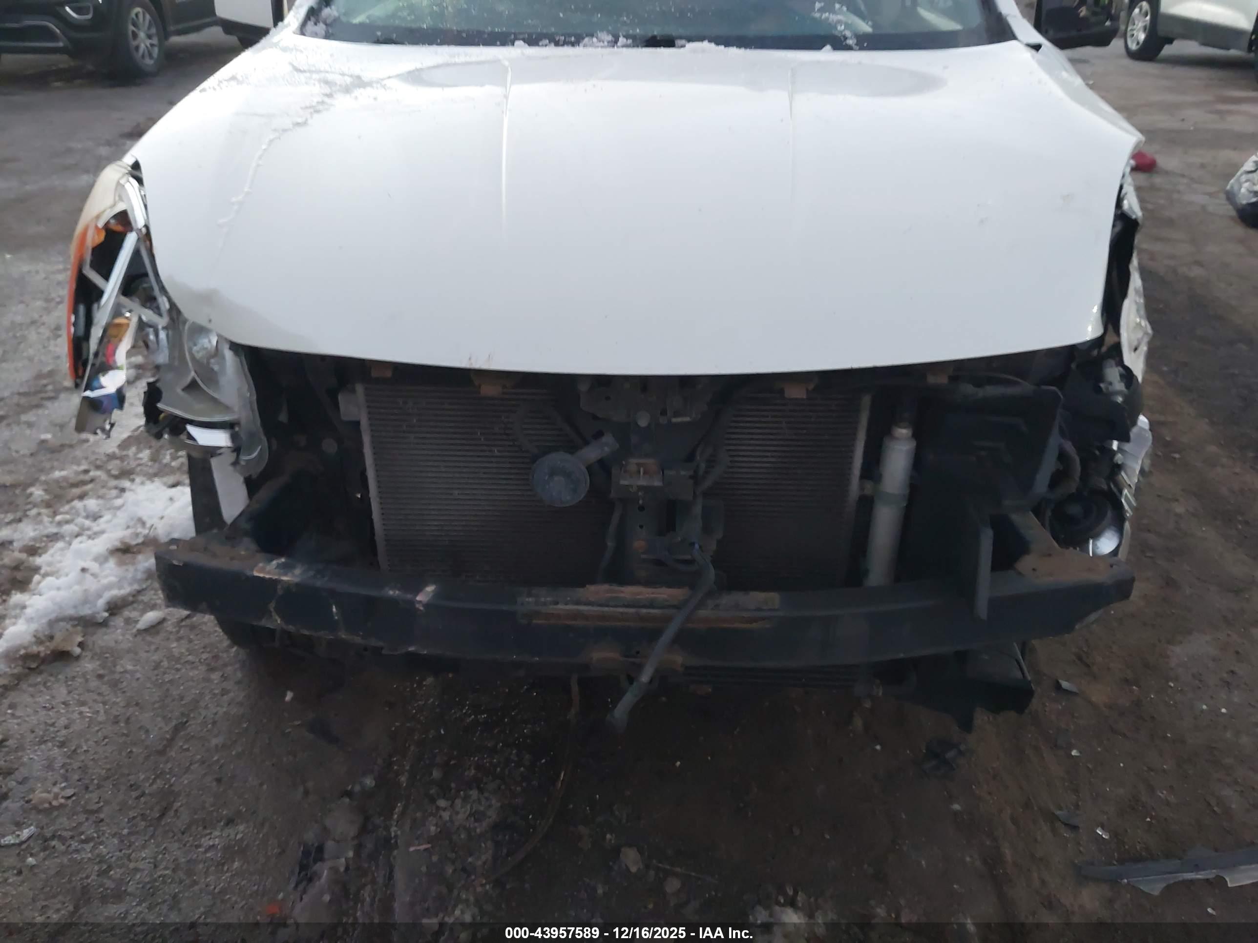 NISSAN ROGUE image 6