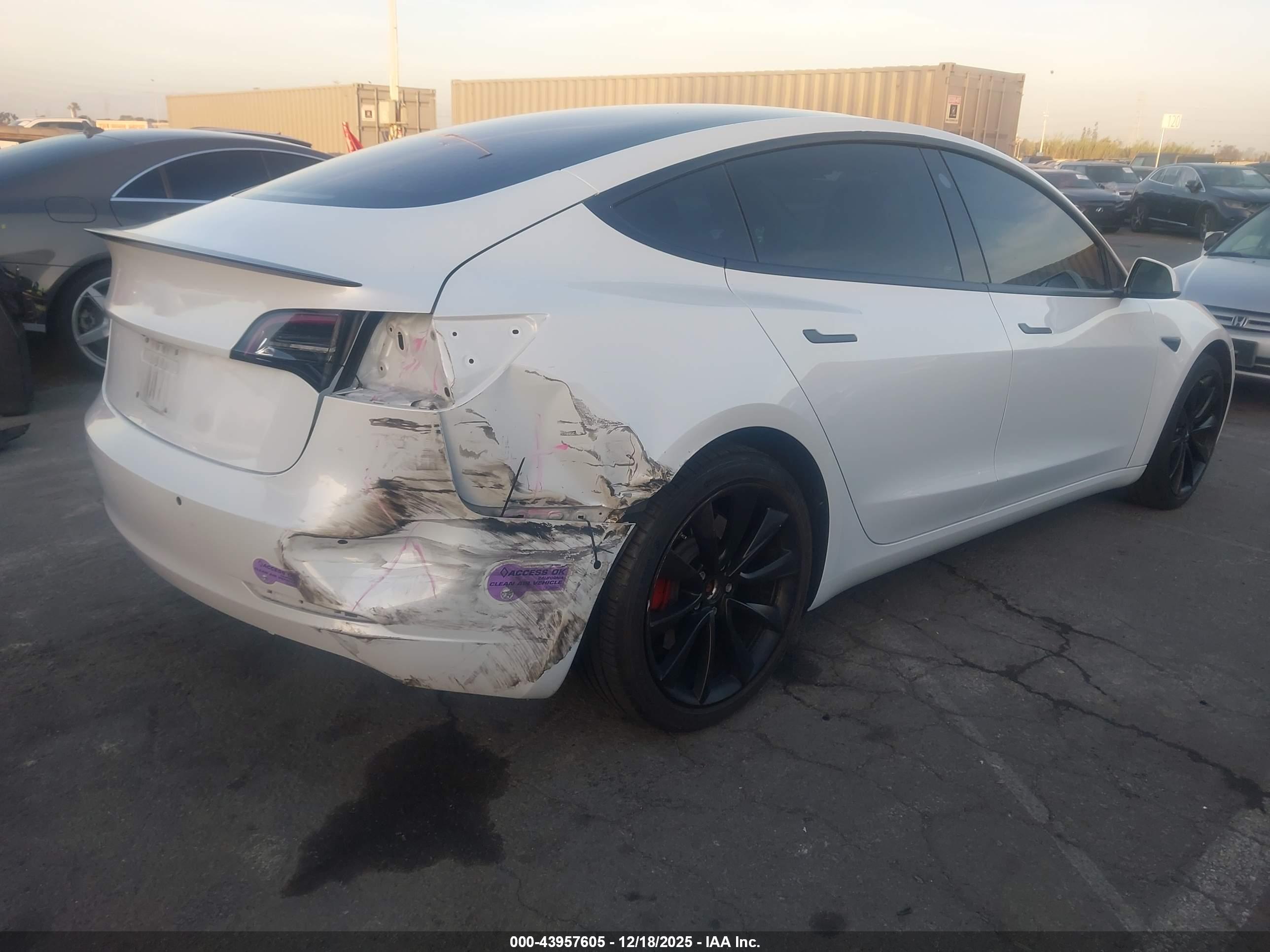 TESLA MODEL image 4
