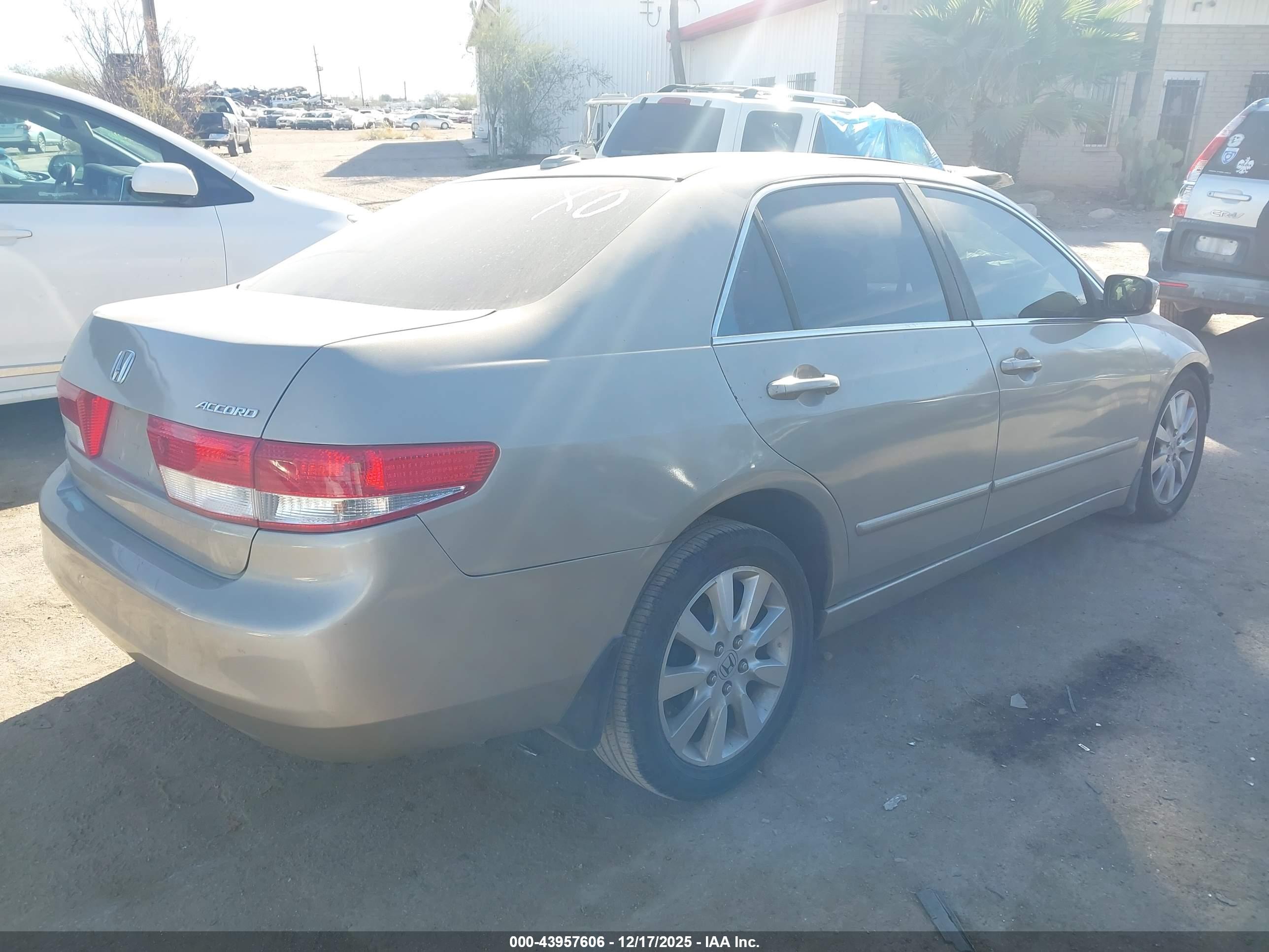 HONDA ACCORD image 4