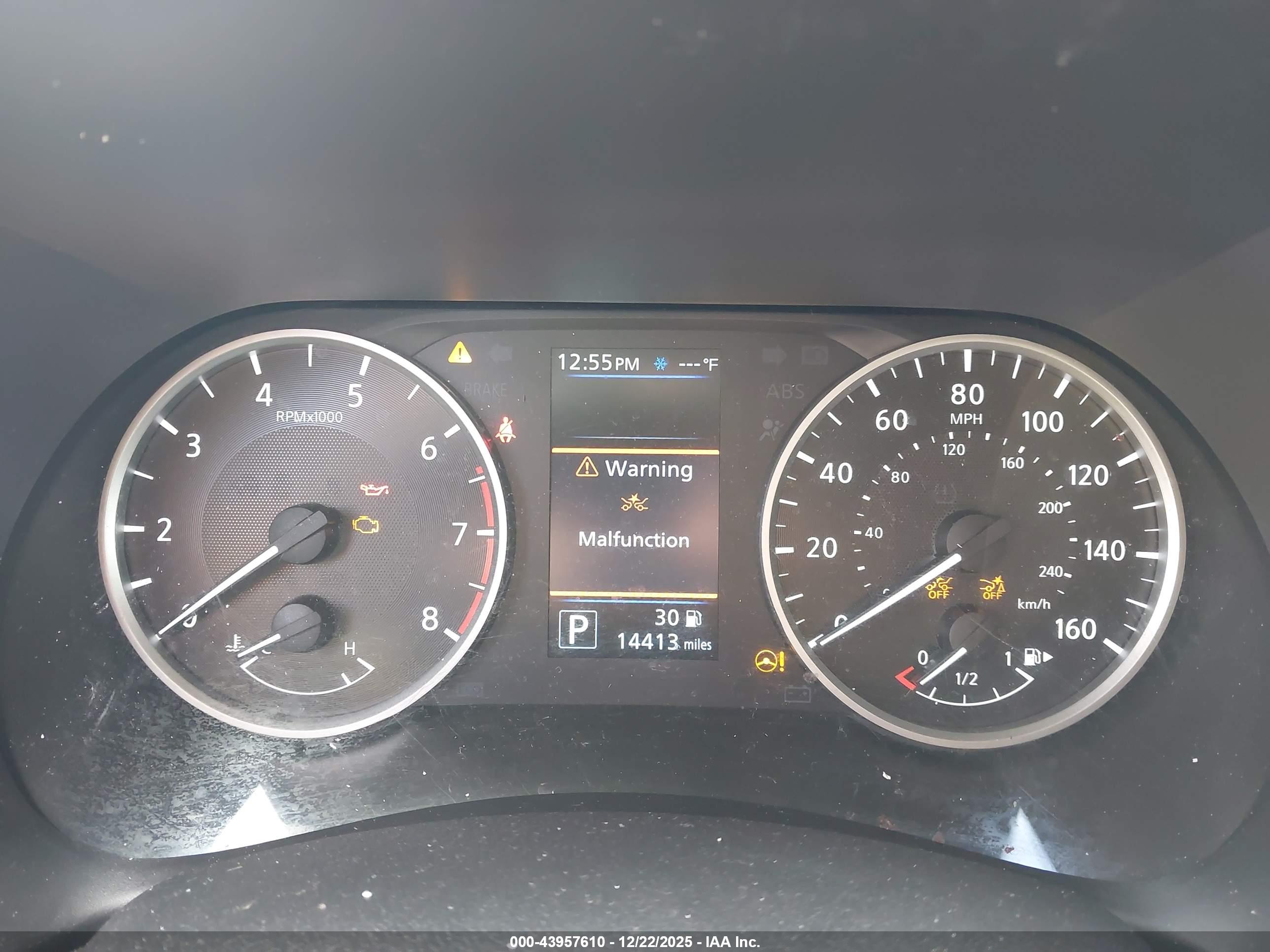 NISSAN SENTRA image 7