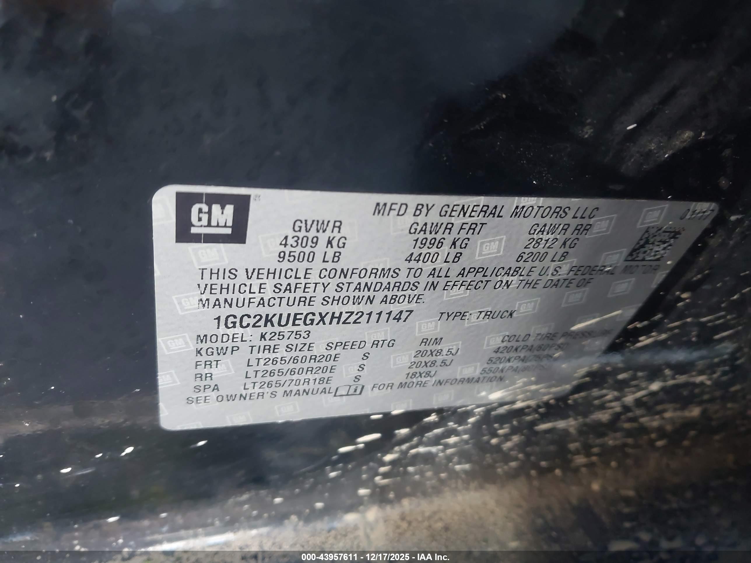 CHEVROLET SILVERADO image 9
