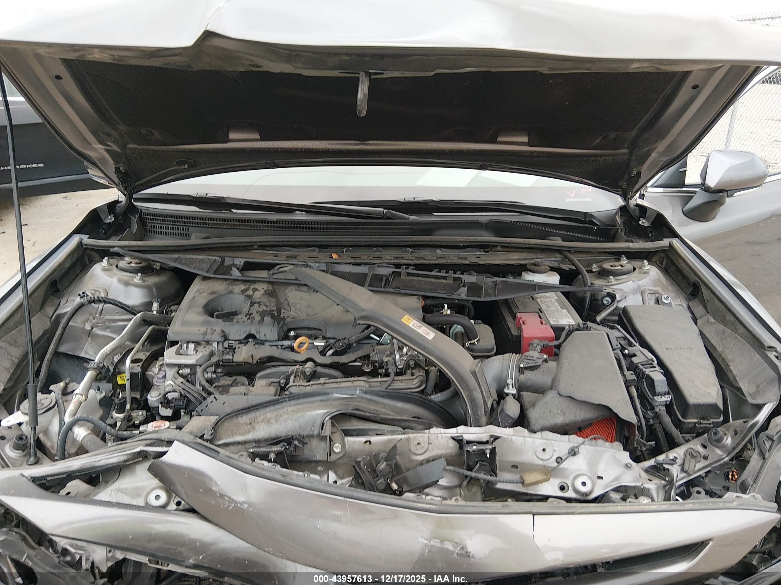 TOYOTA CAMRY image 10