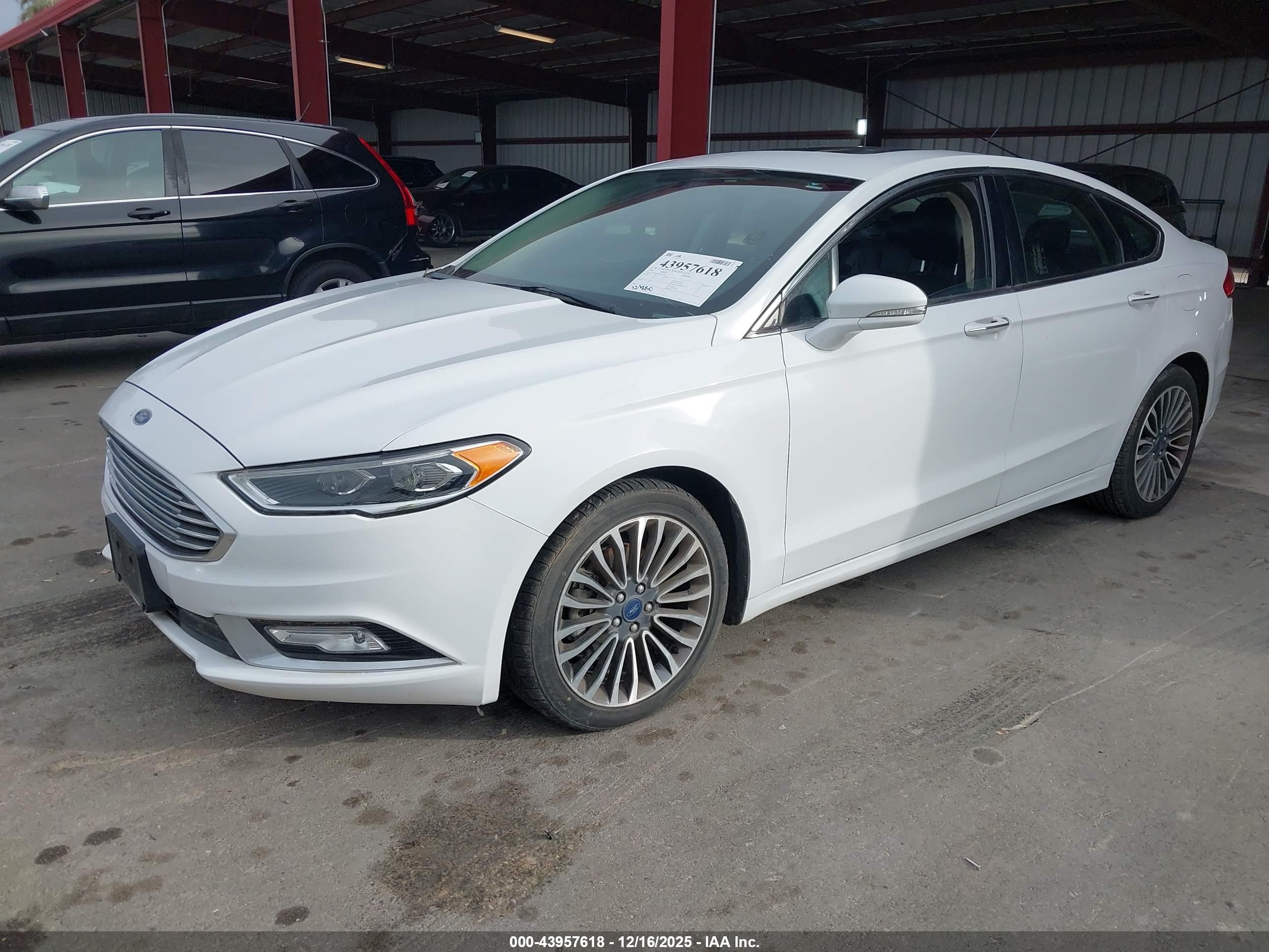 FORD FUSION image 2