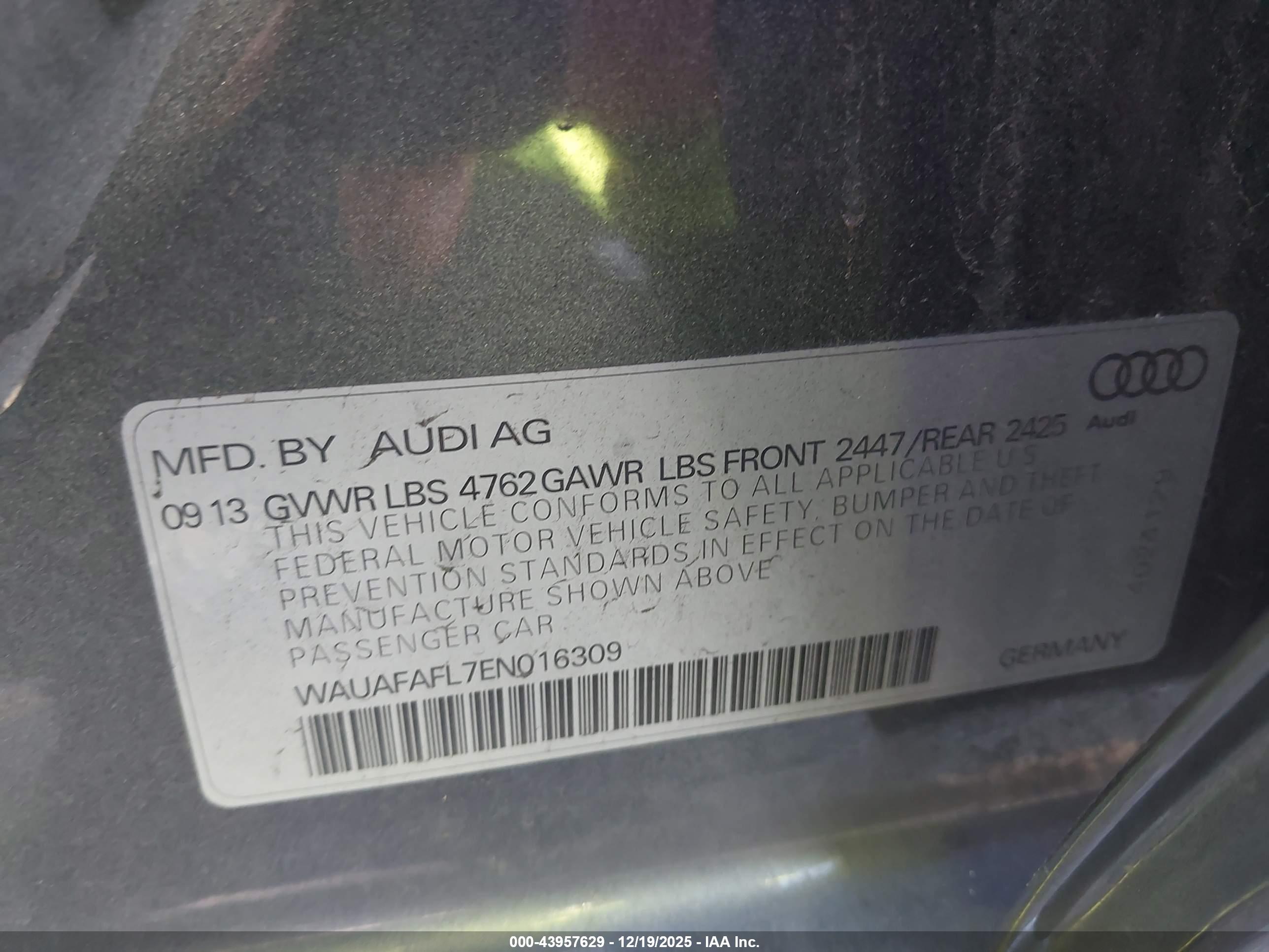 AUDI A4 image 9