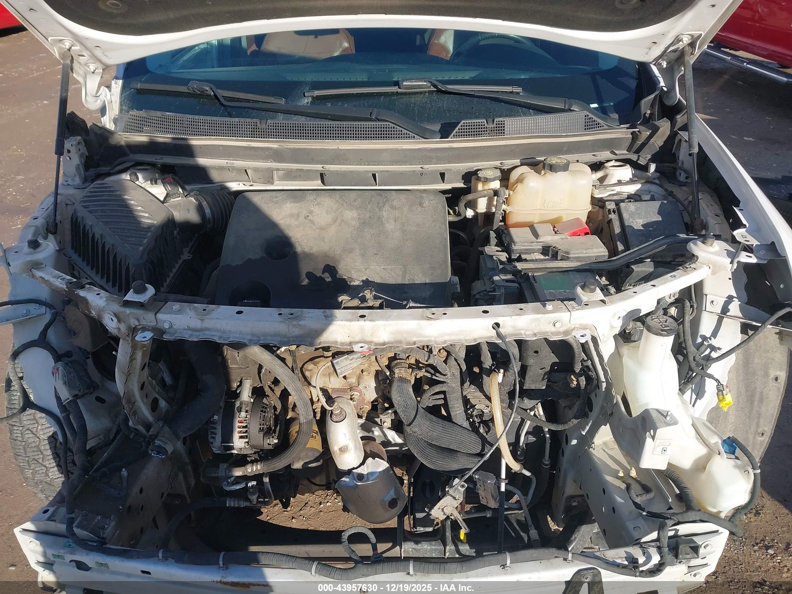 CHEVROLET TRAVERSE image 10