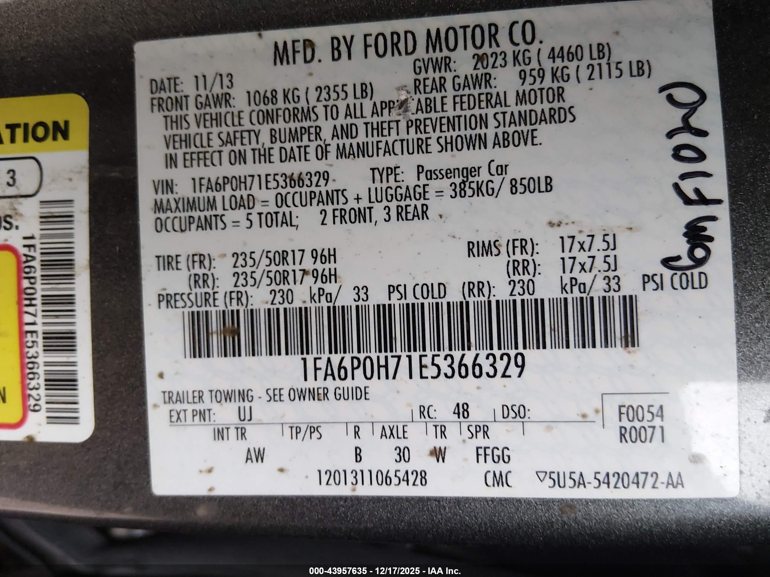 FORD FUSION image 9