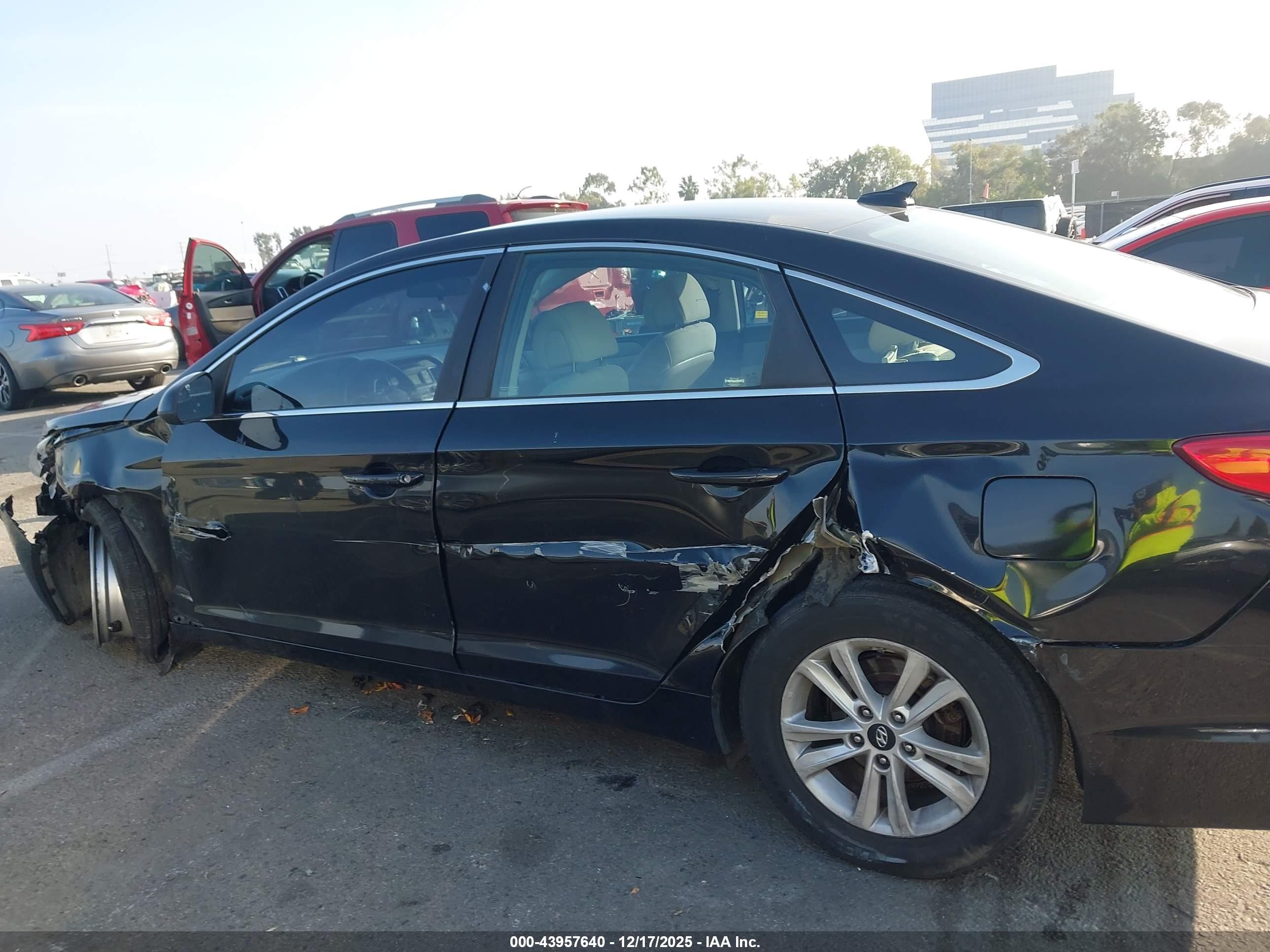 HYUNDAI SONATA image 6