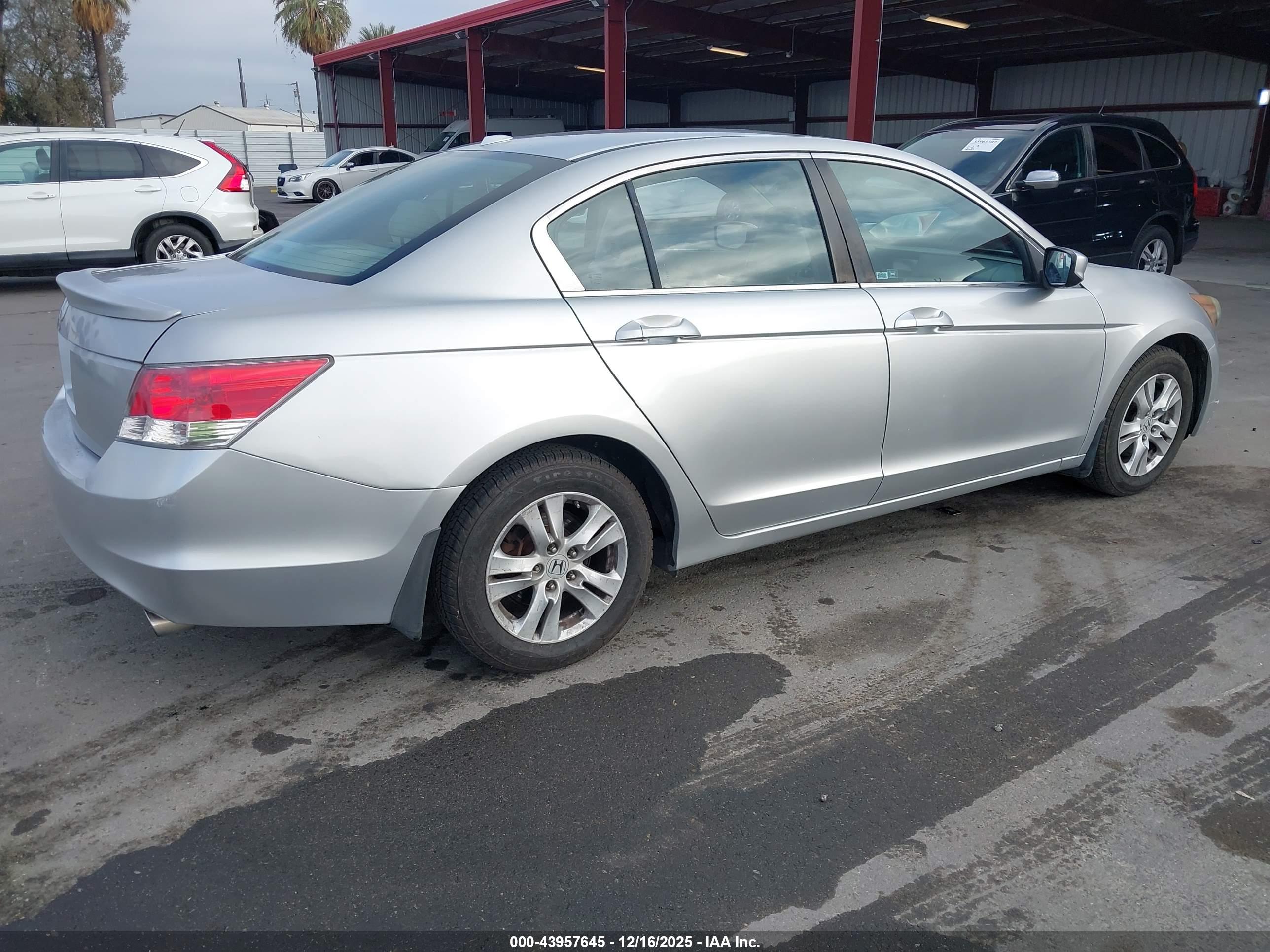 HONDA ACCORD image 4