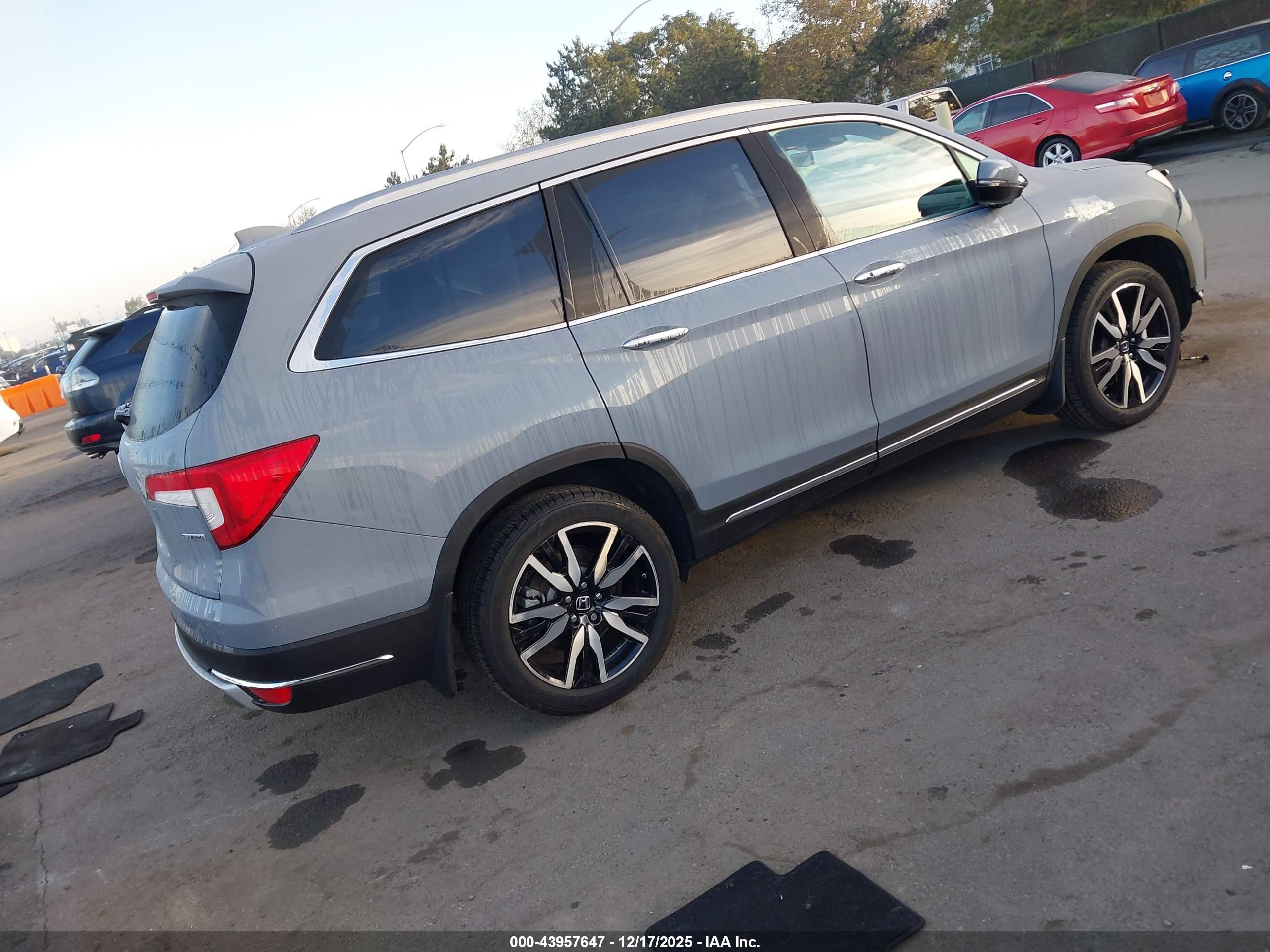 HONDA PILOT image 4