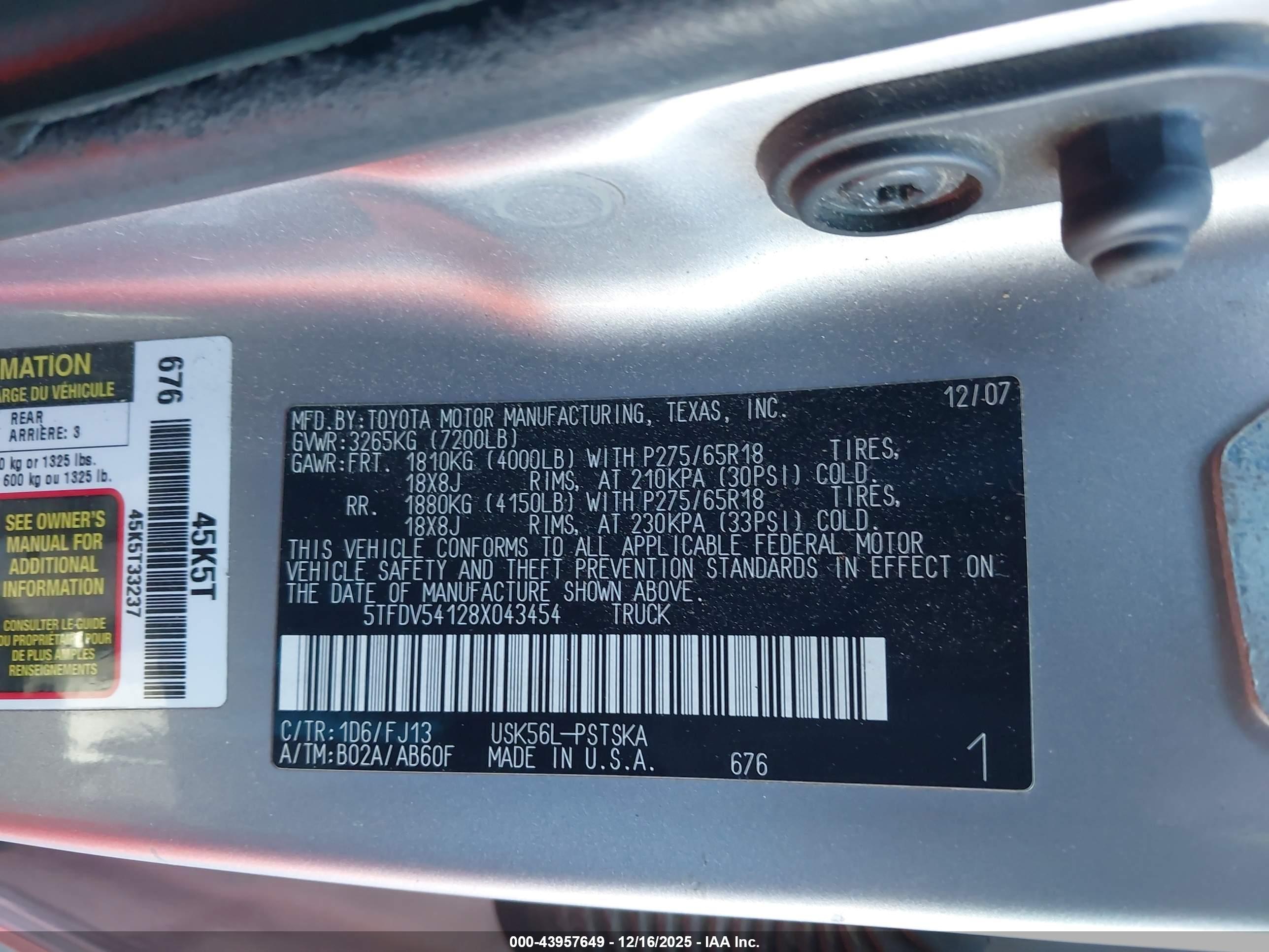 TOYOTA TUNDRA image 9