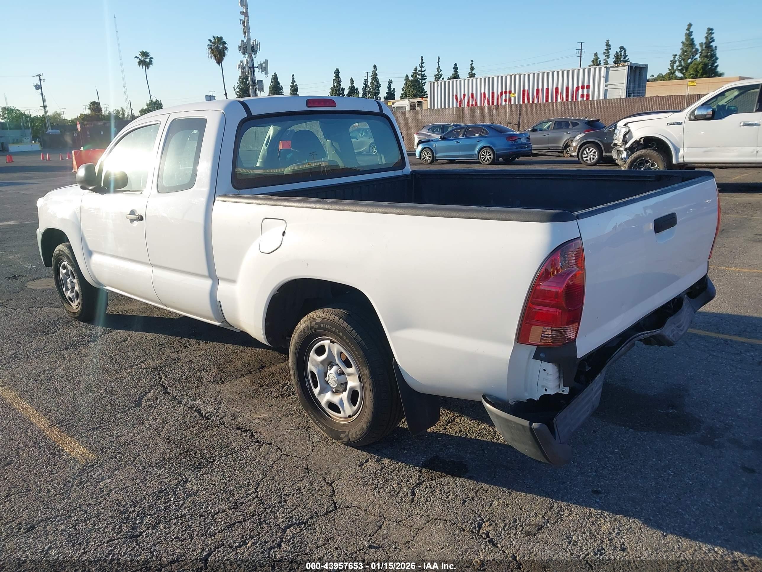 TOYOTA TACOMA image 3