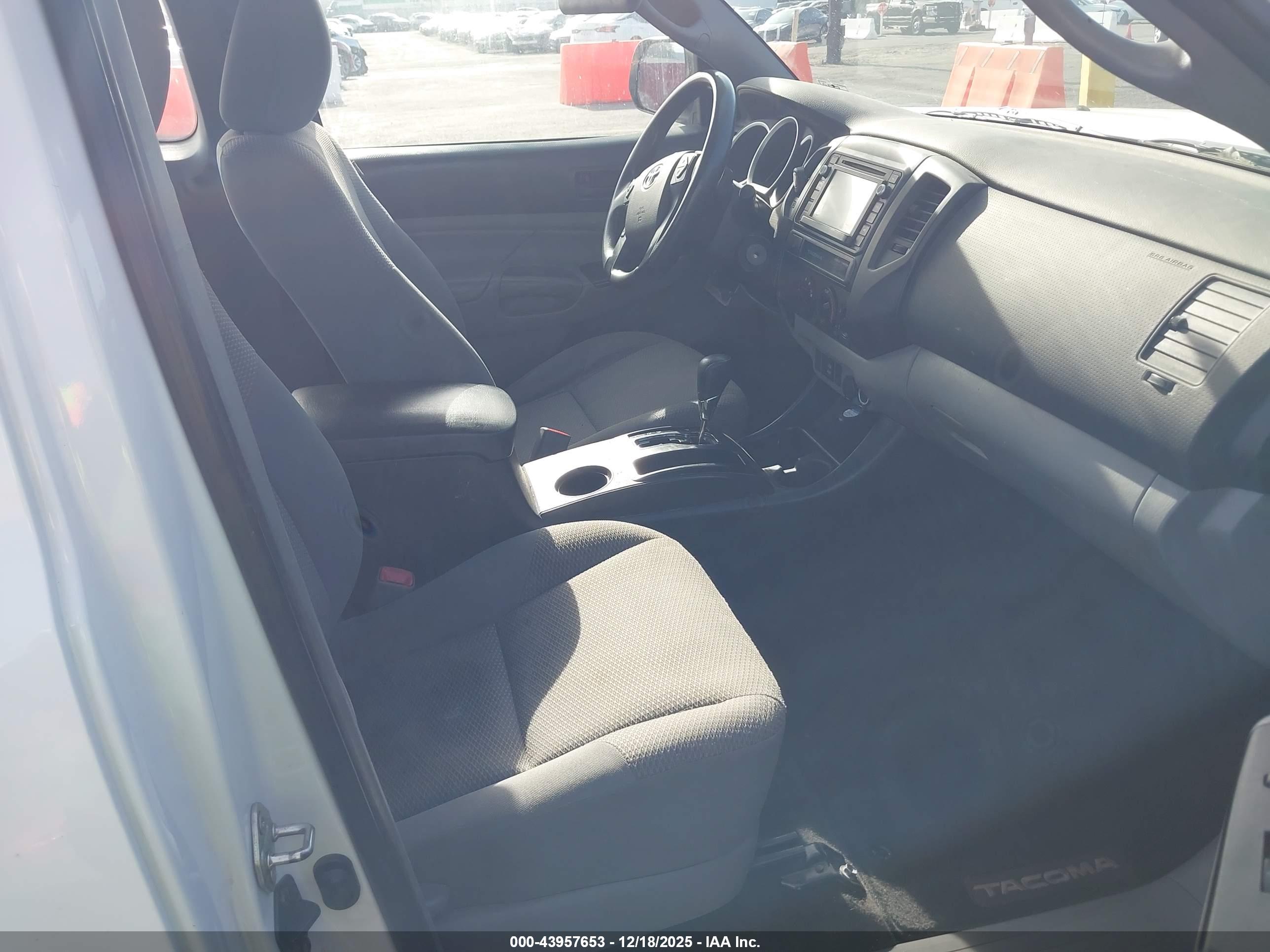 TOYOTA TACOMA image 5