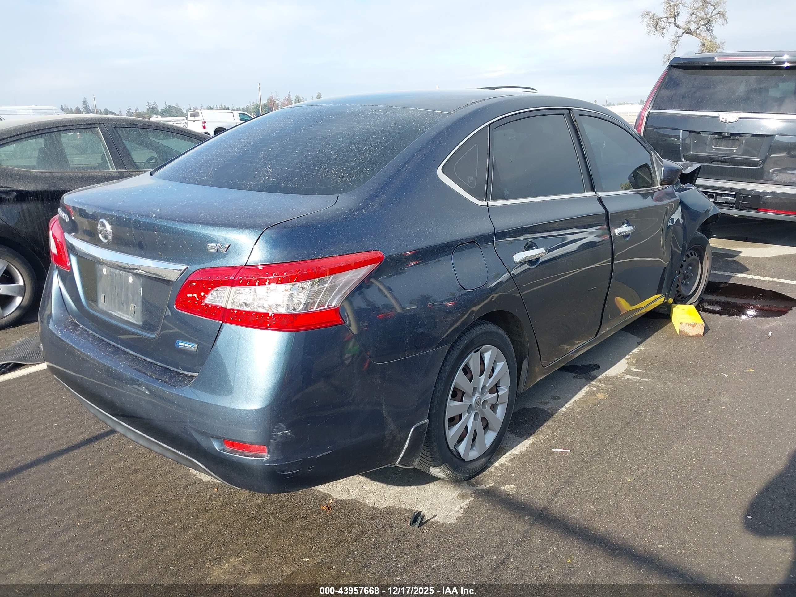 NISSAN SENTRA image 4