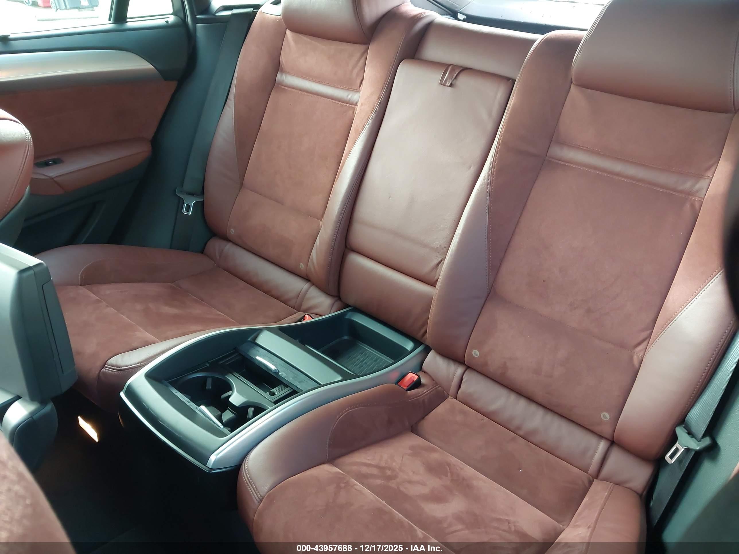 BMW X6 image 8