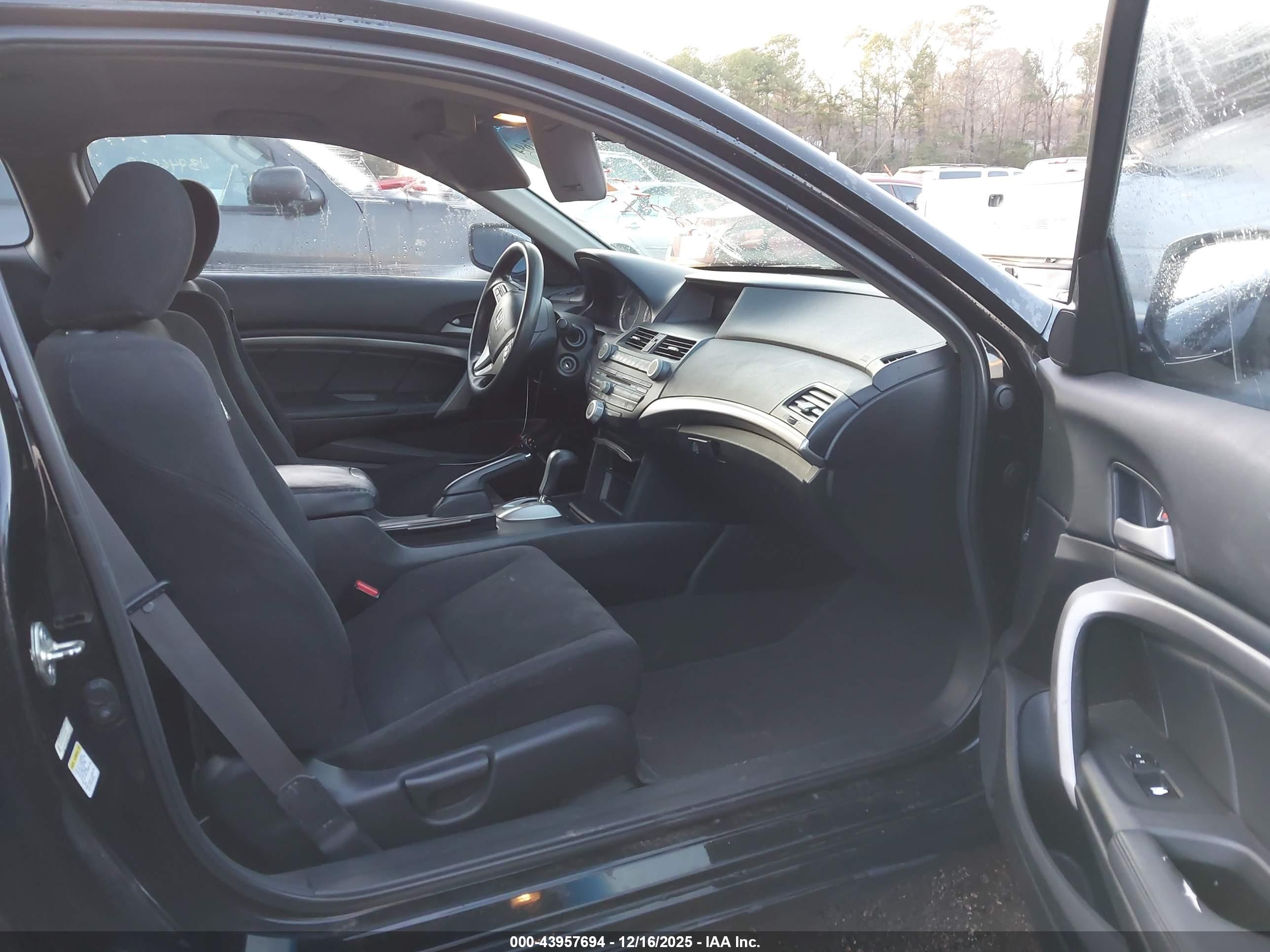 HONDA ACCORD image 5