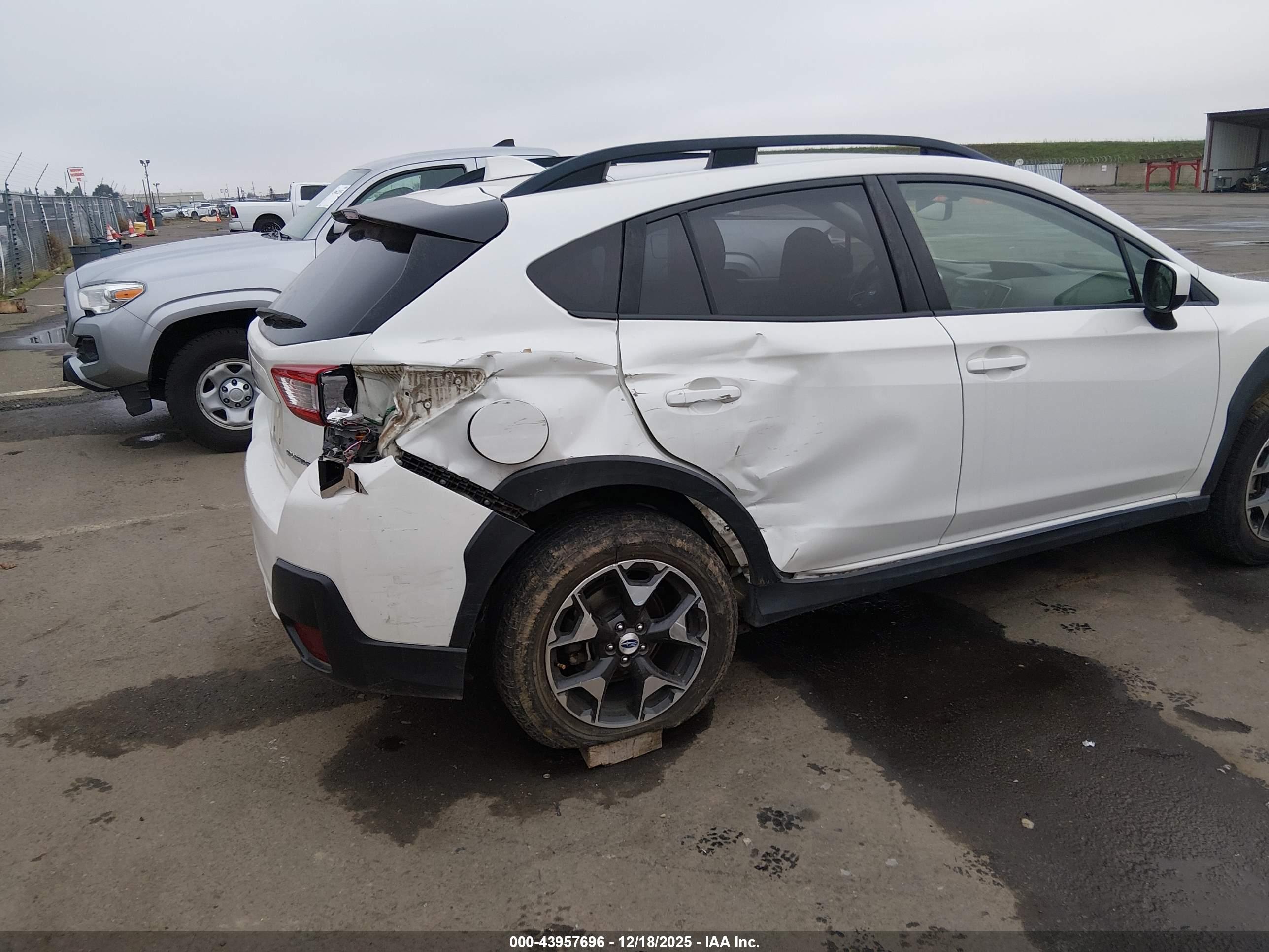 SUBARU CROSSTREK image 6