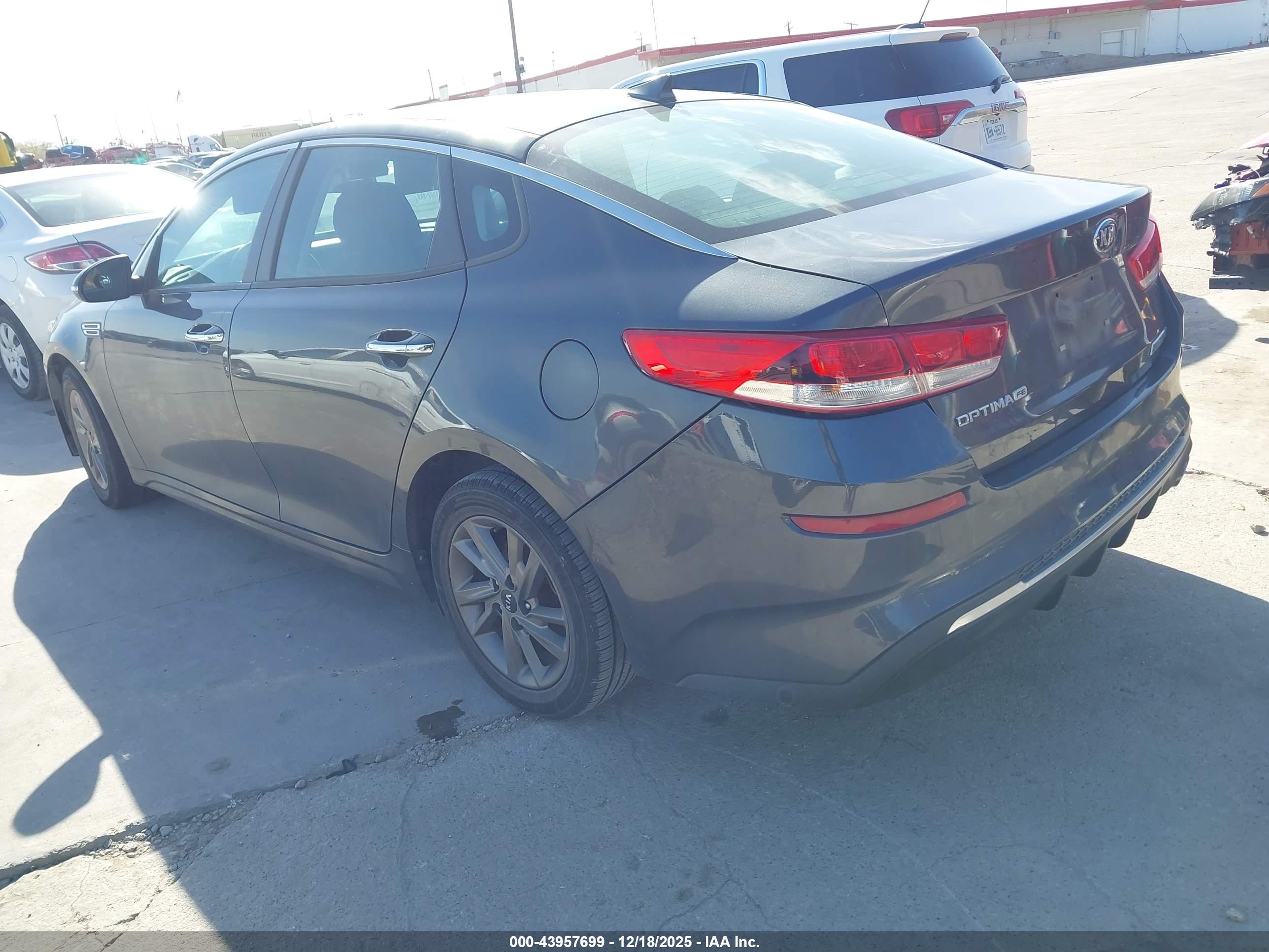 KIA OPTIMA image 3