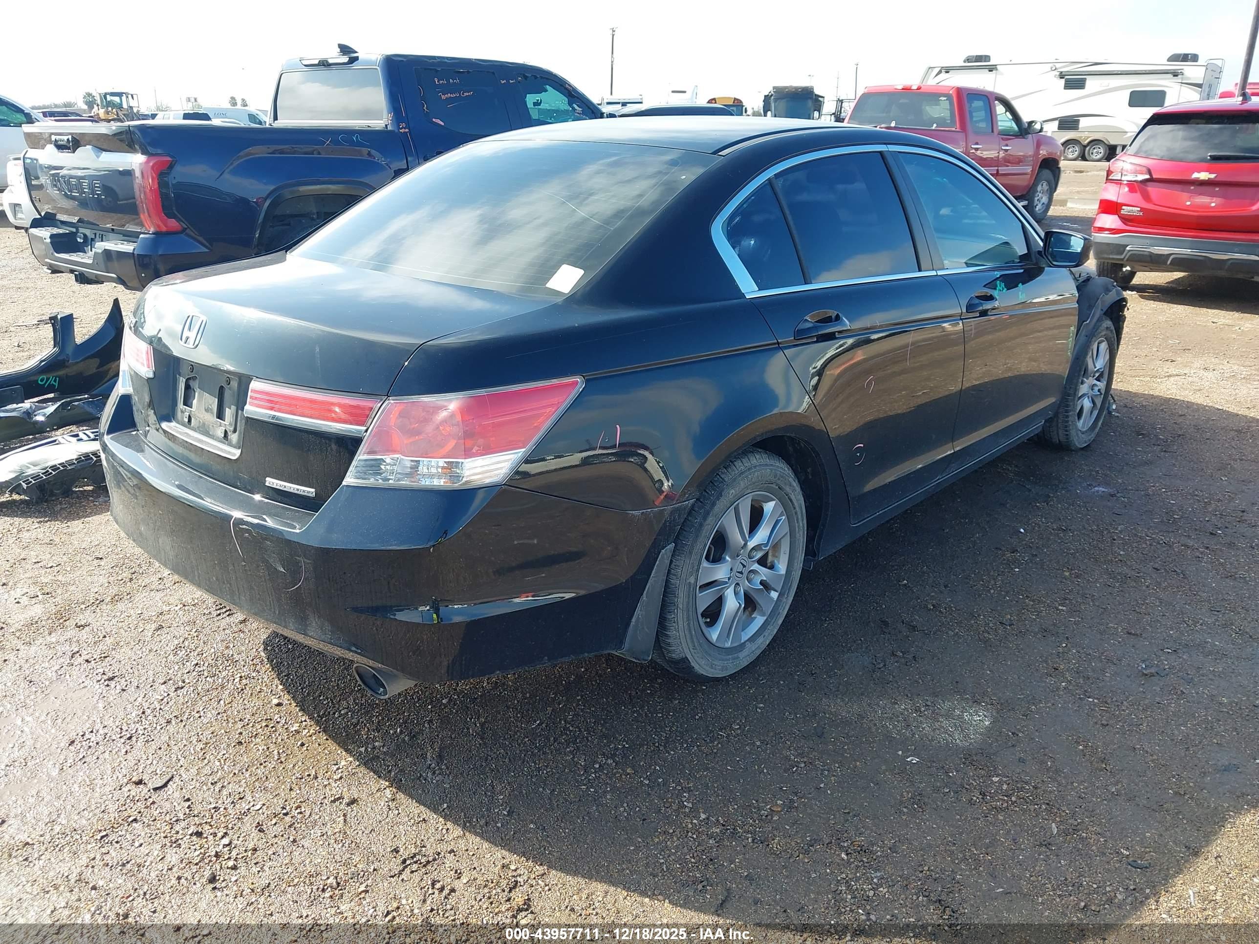 HONDA ACCORD image 4