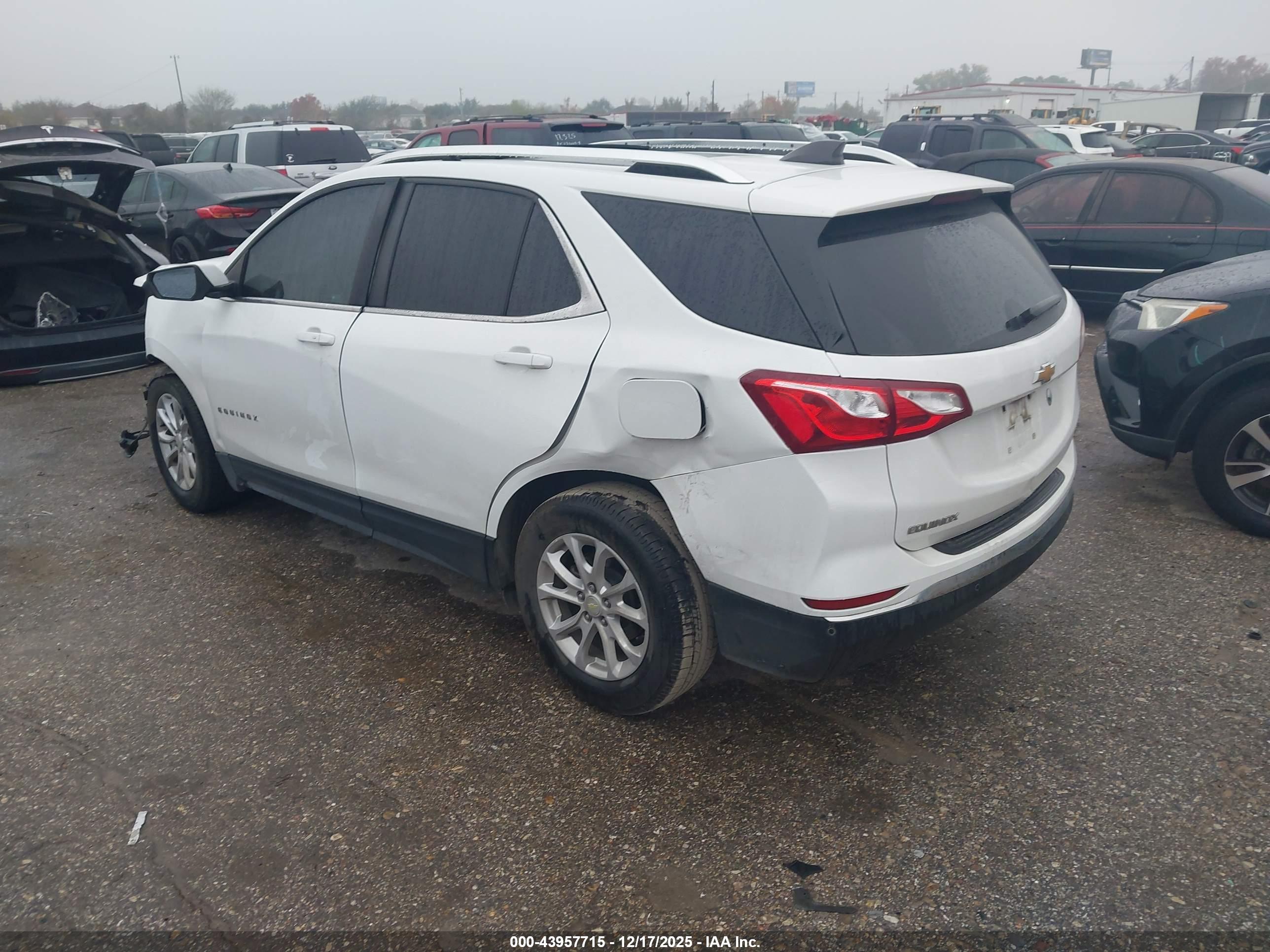 CHEVROLET EQUINOX image 3