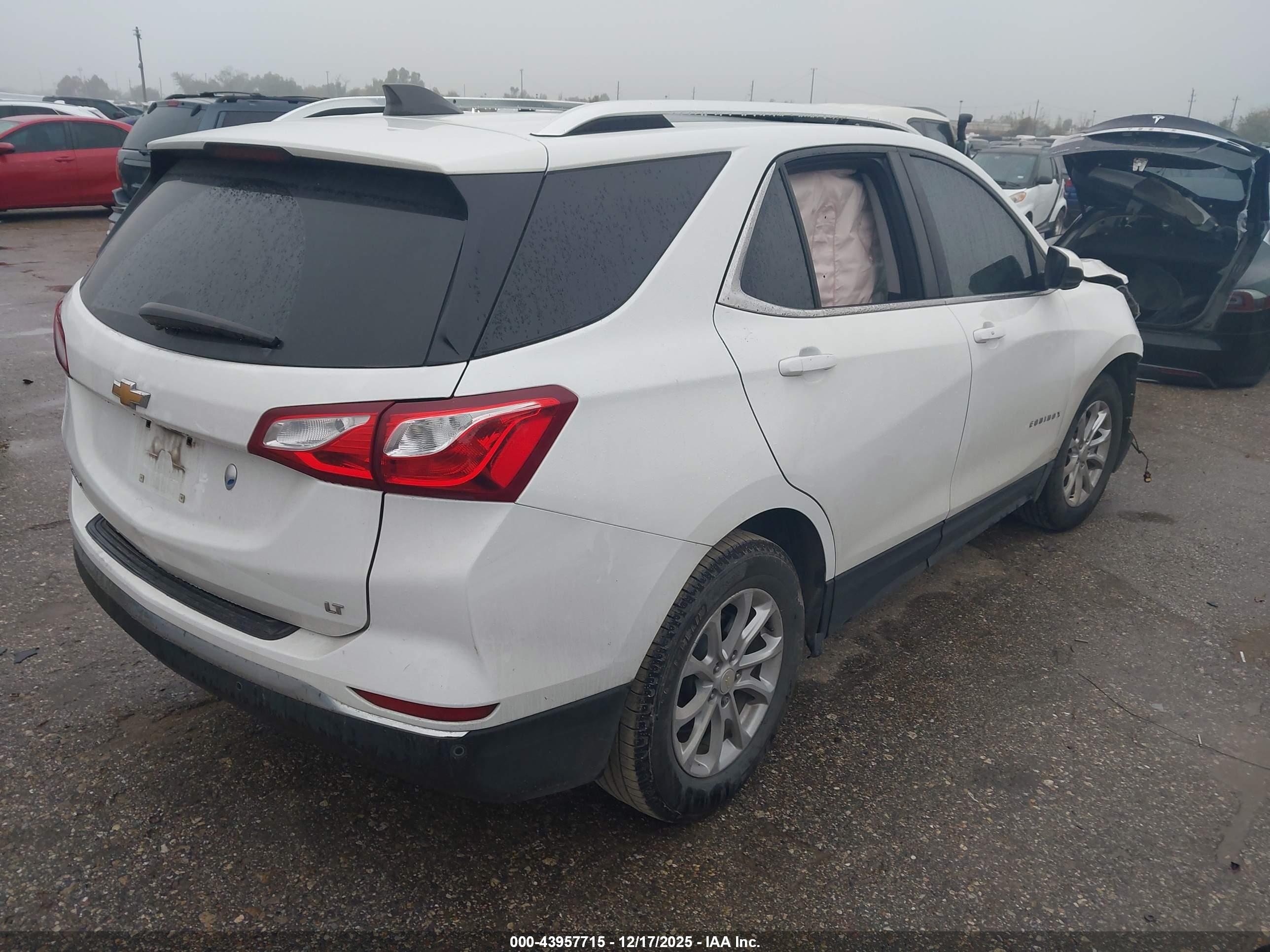 CHEVROLET EQUINOX image 4