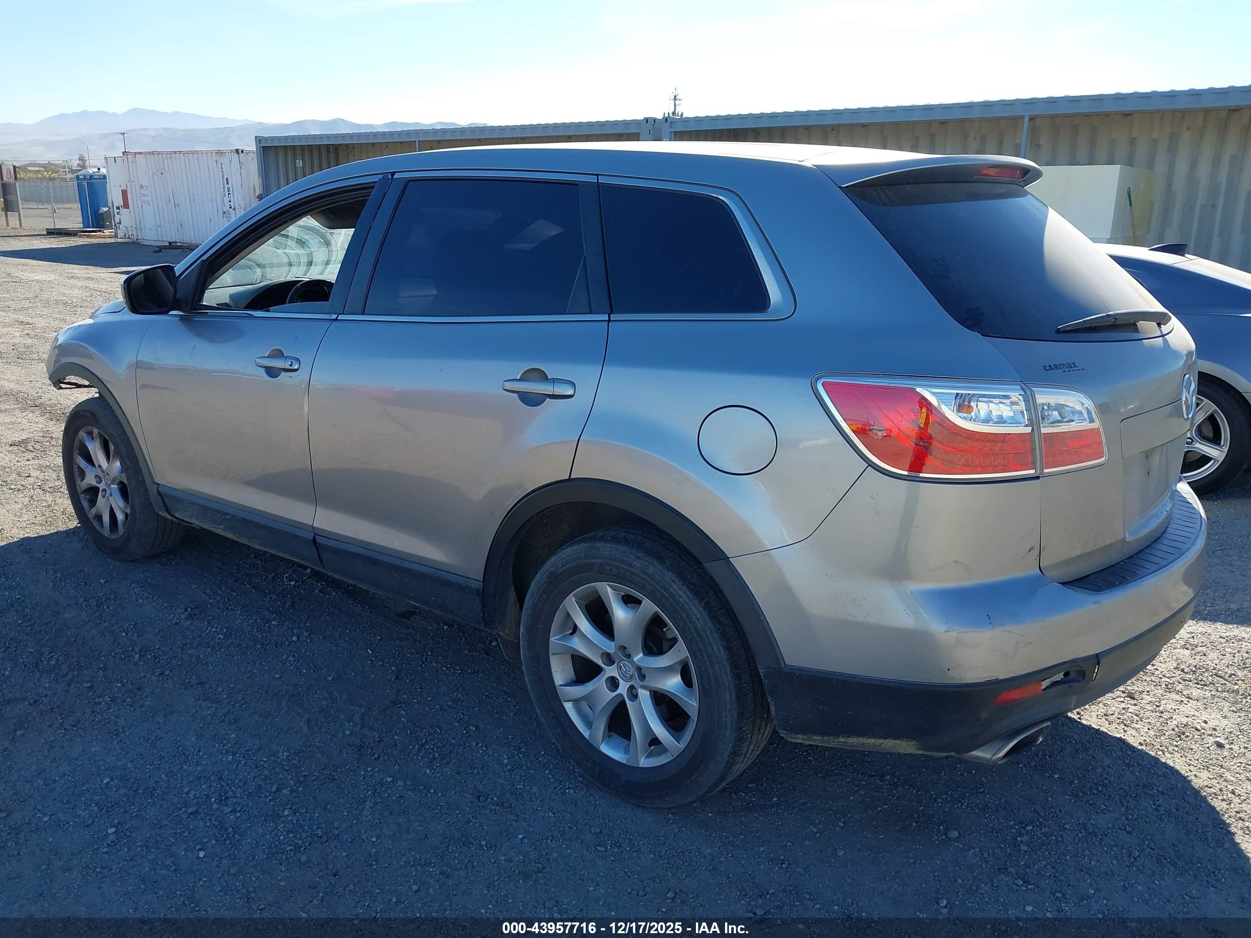 MAZDA CX-9 image 3