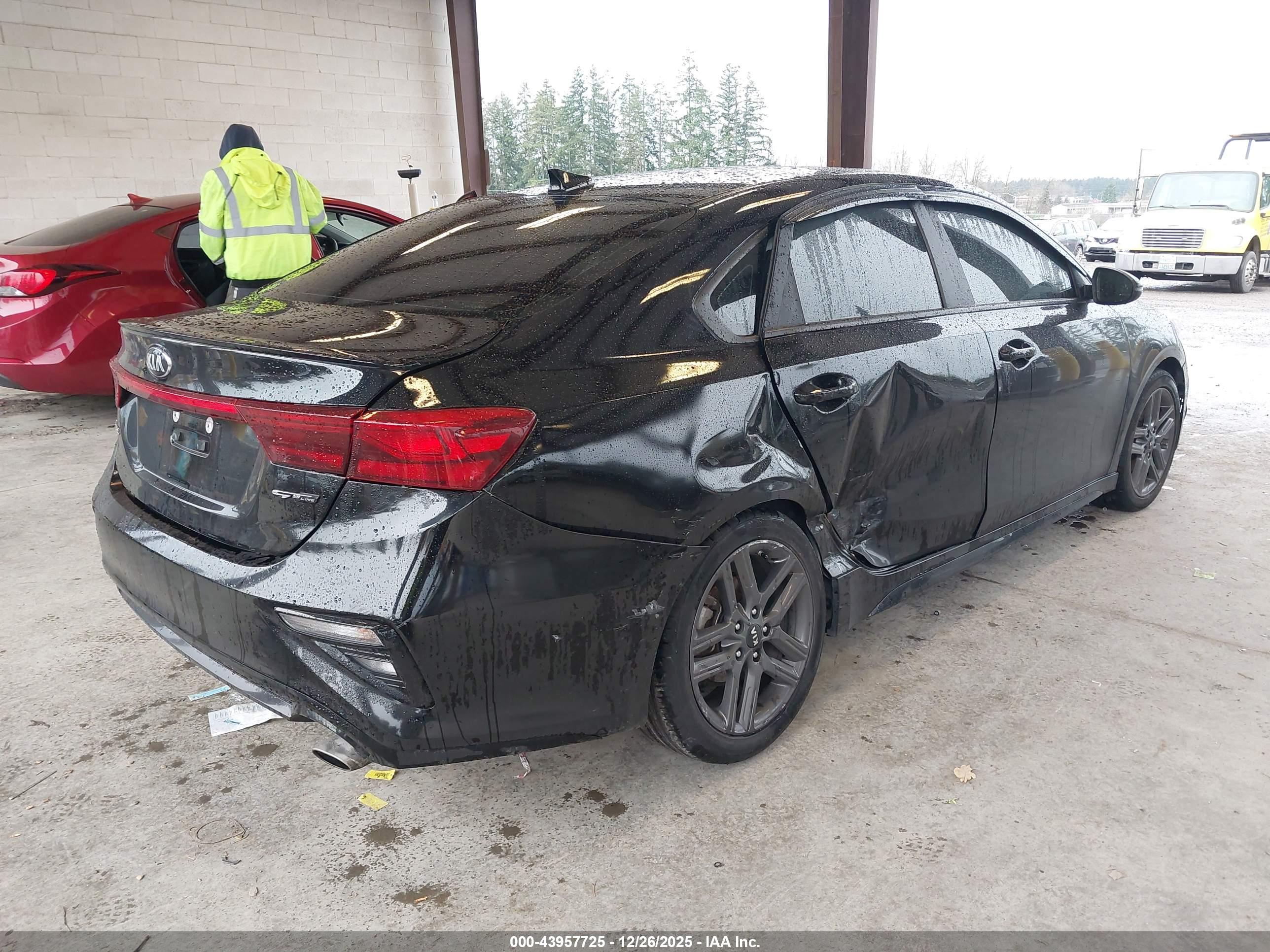 KIA FORTE image 4