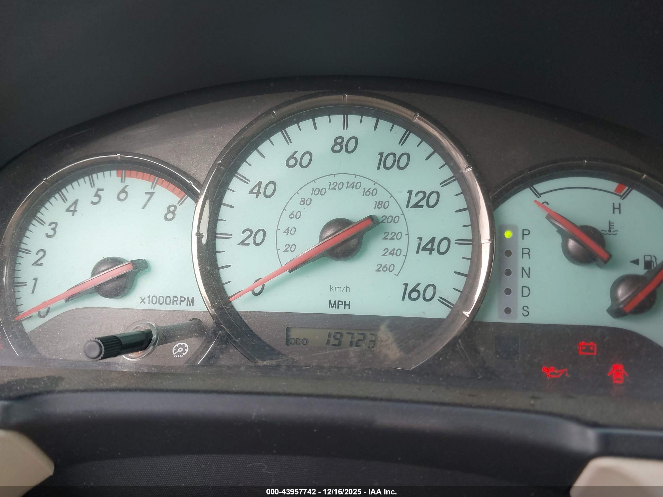 TOYOTA CAMRY image 7
