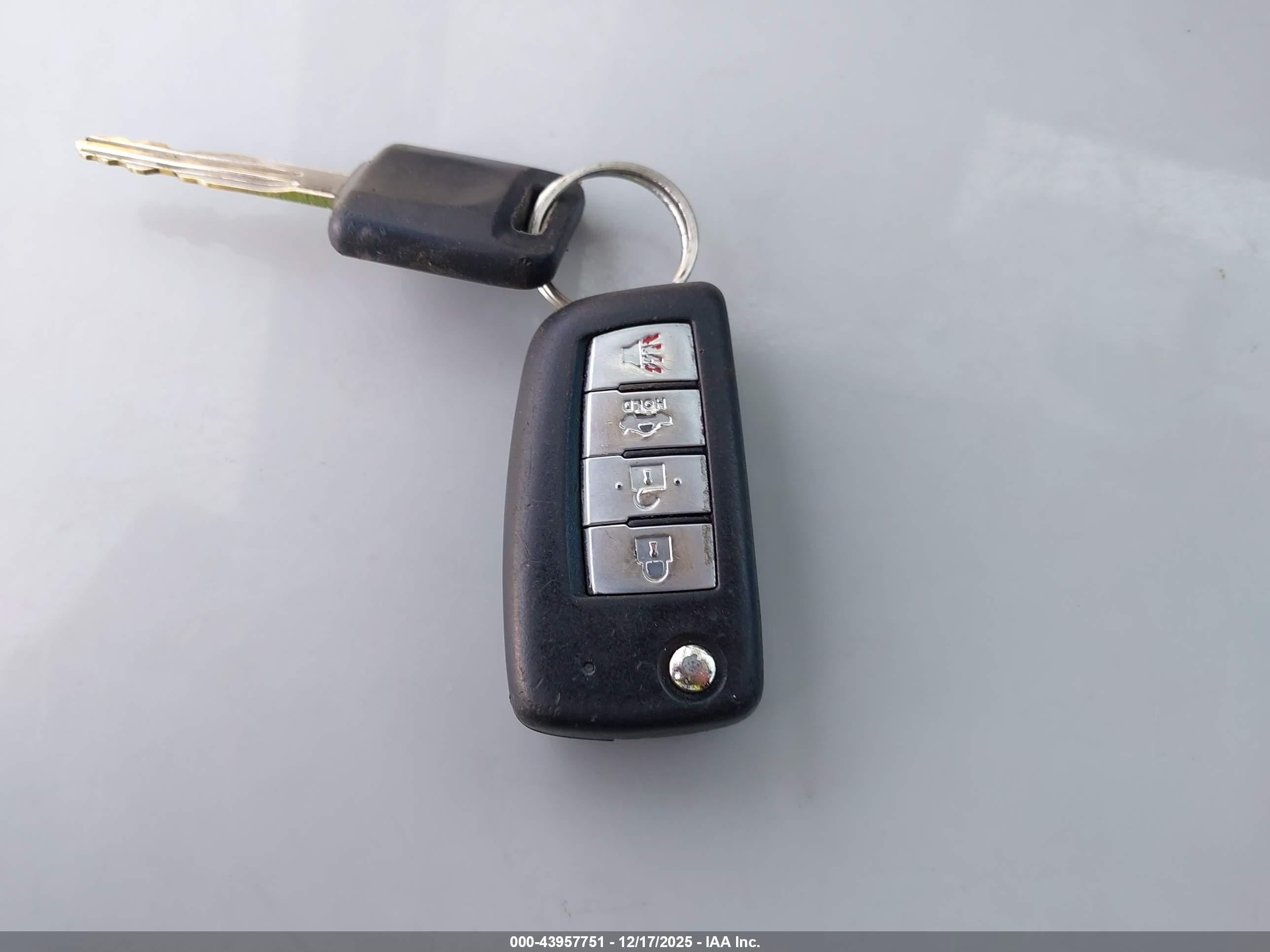 NISSAN SENTRA image 11