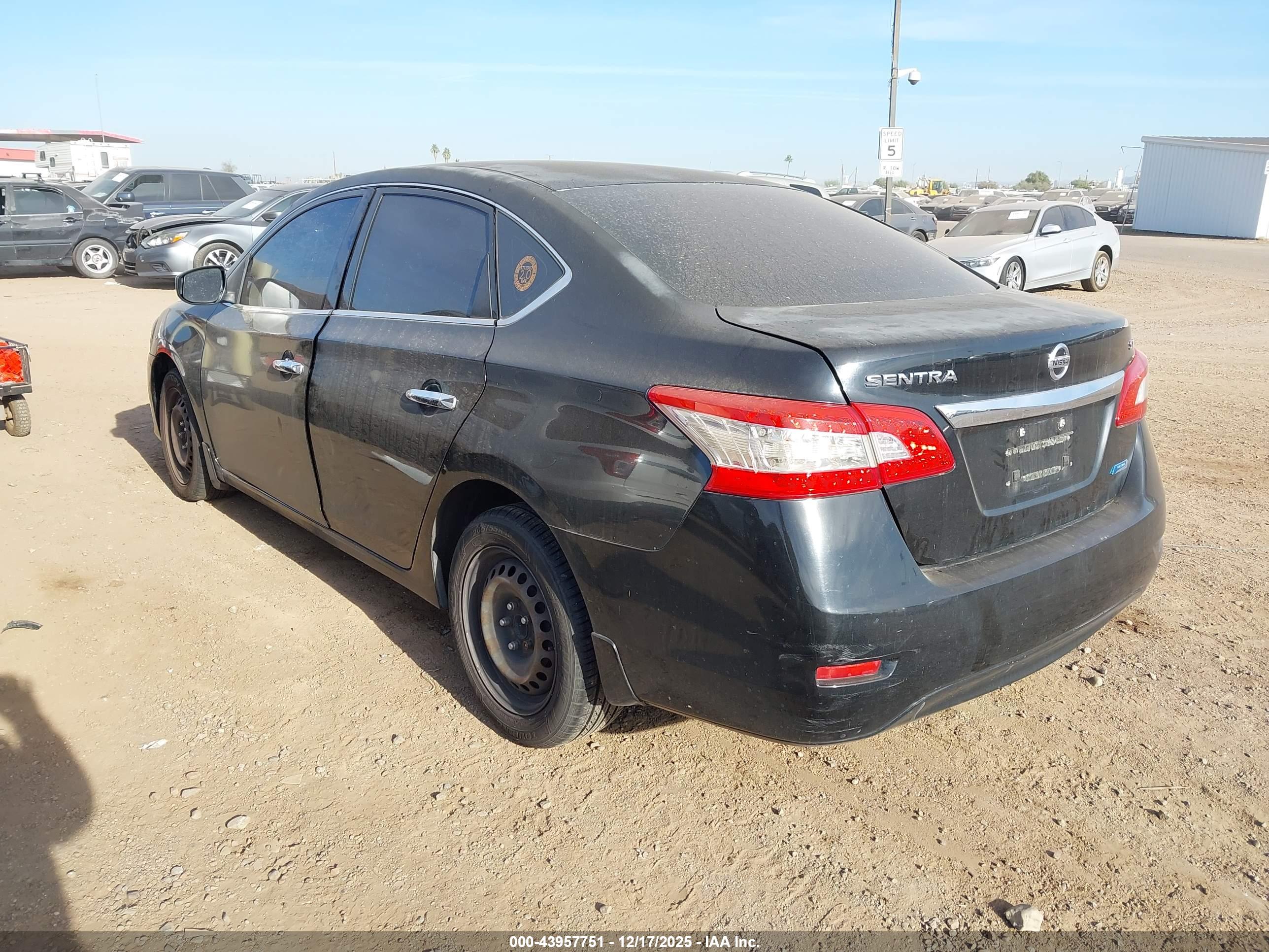 NISSAN SENTRA image 3